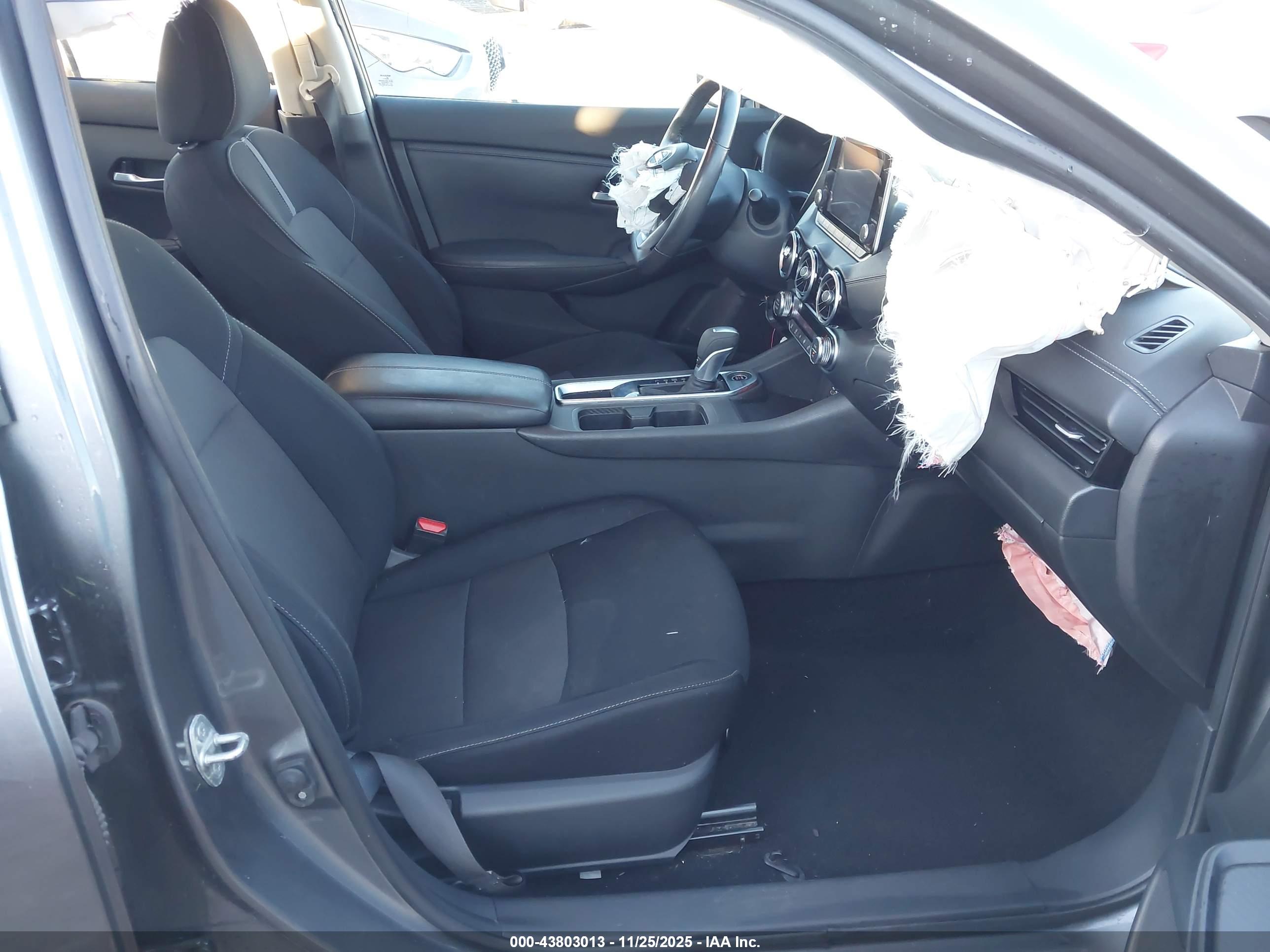 NISSAN SENTRA image 5
