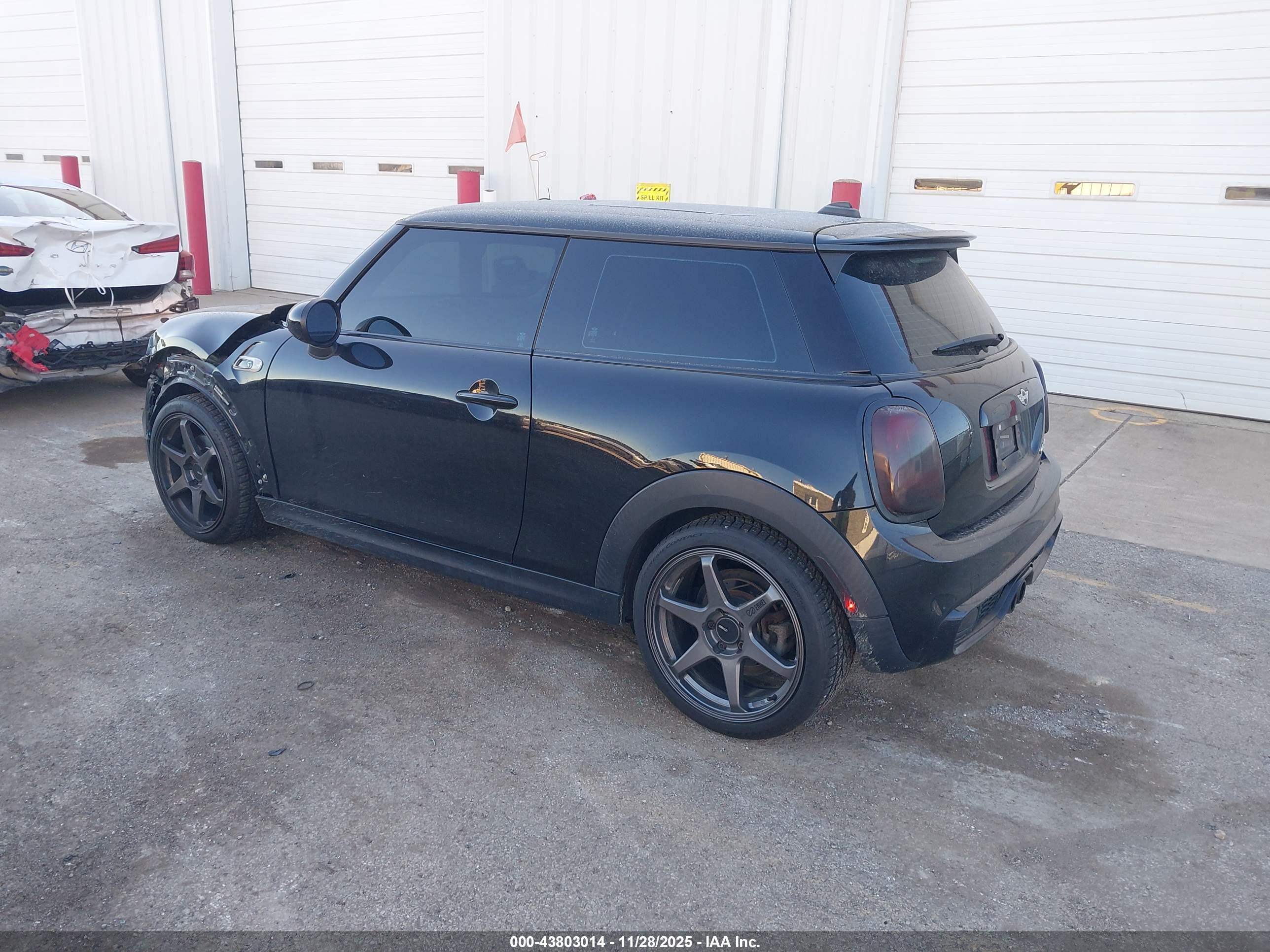 MINI HARDTOP image 3