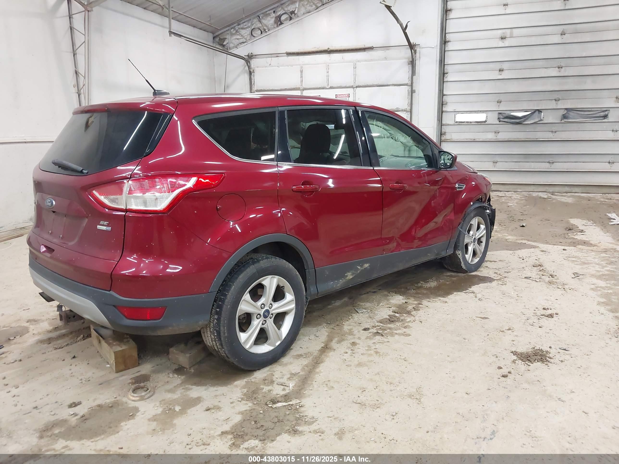 FORD ESCAPE image 4
