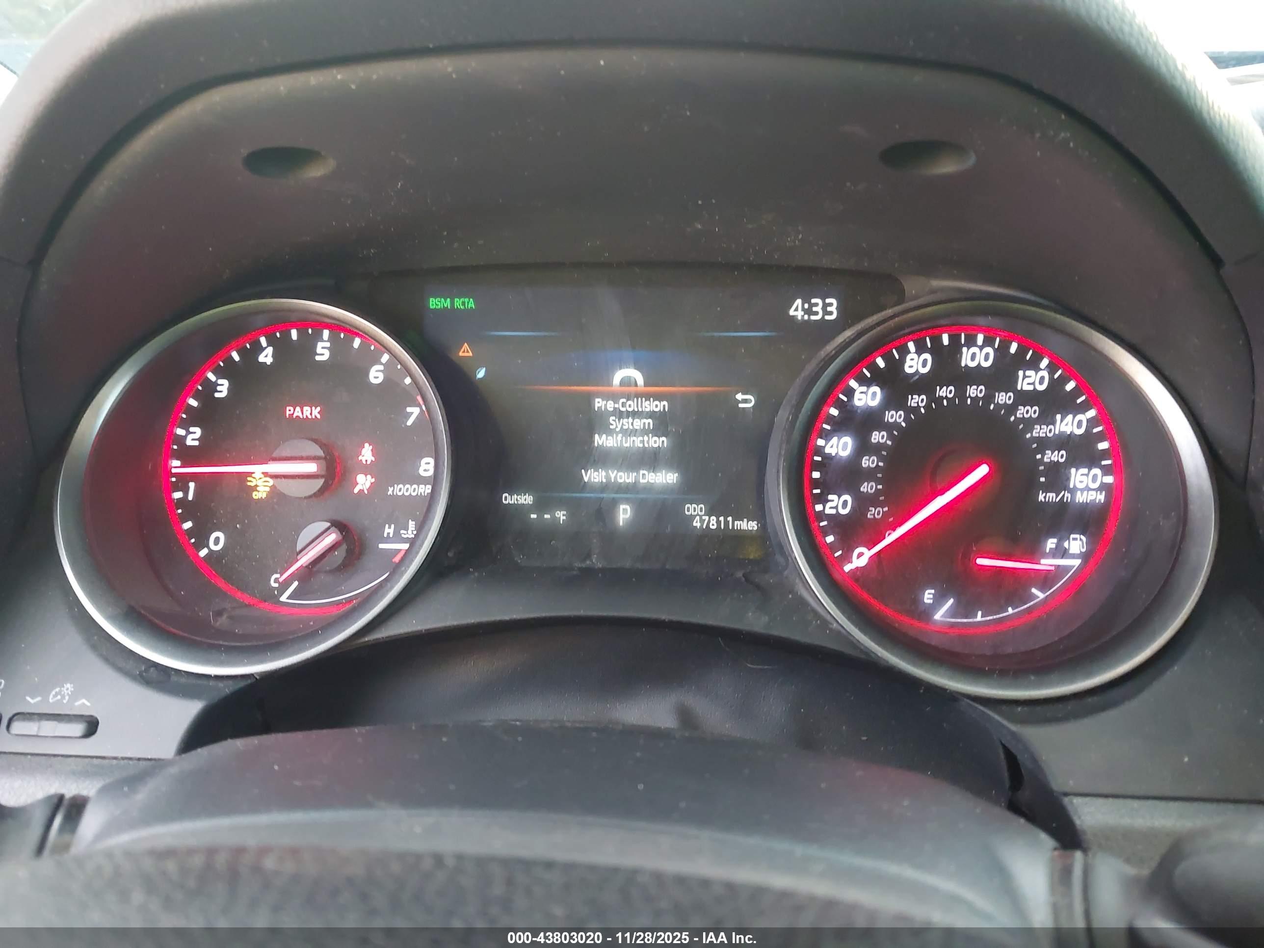 TOYOTA CAMRY image 7