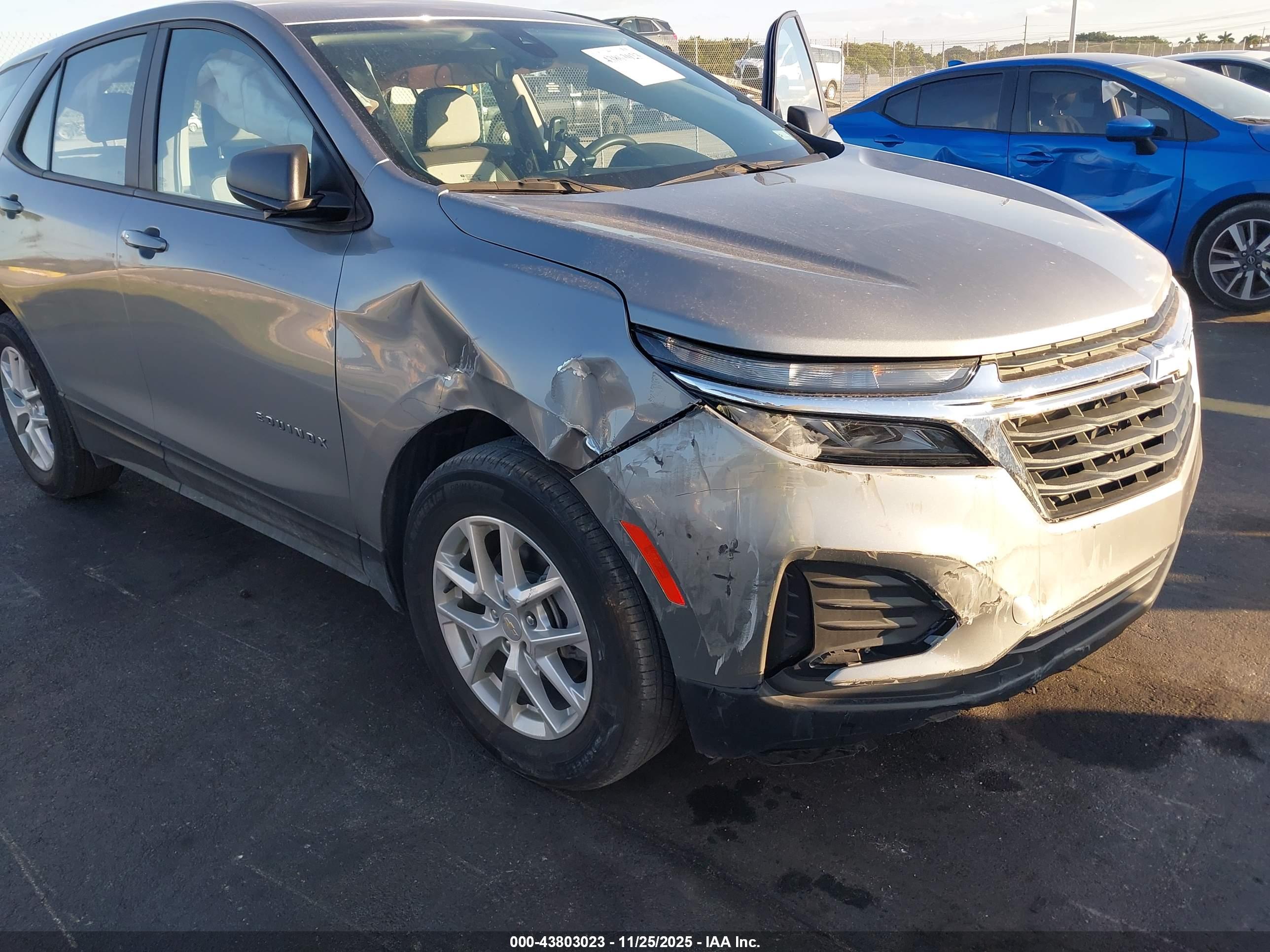 CHEVROLET EQUINOX image 6