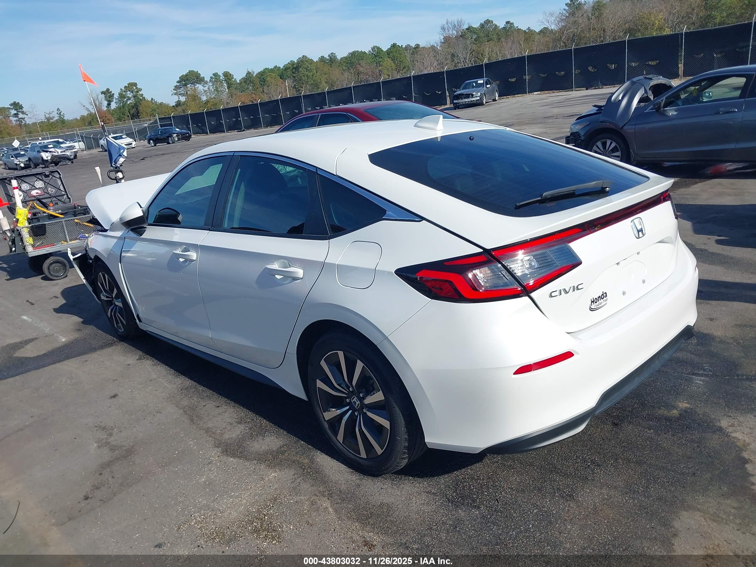 HONDA CIVIC image 3