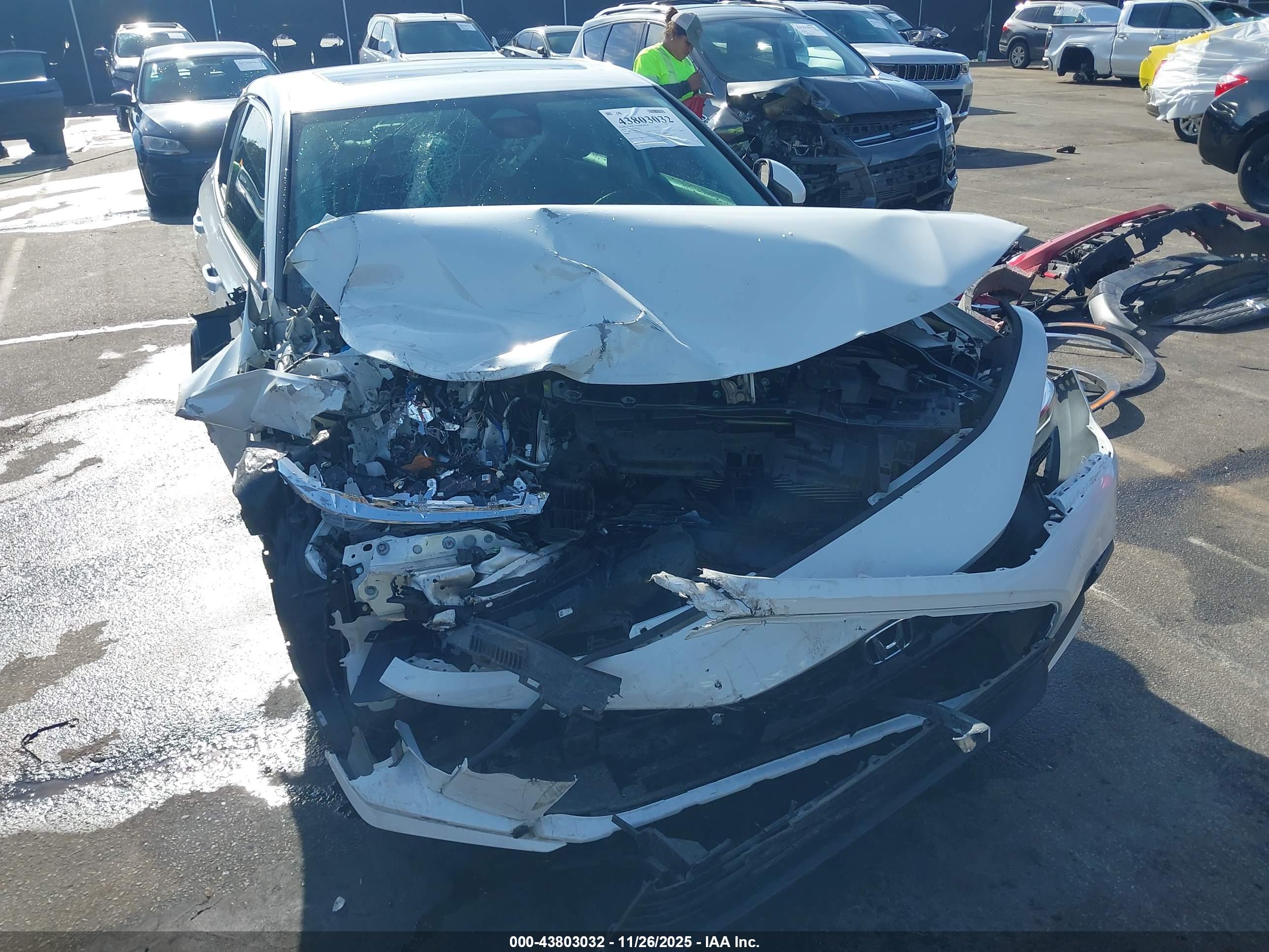 HONDA CIVIC image 6