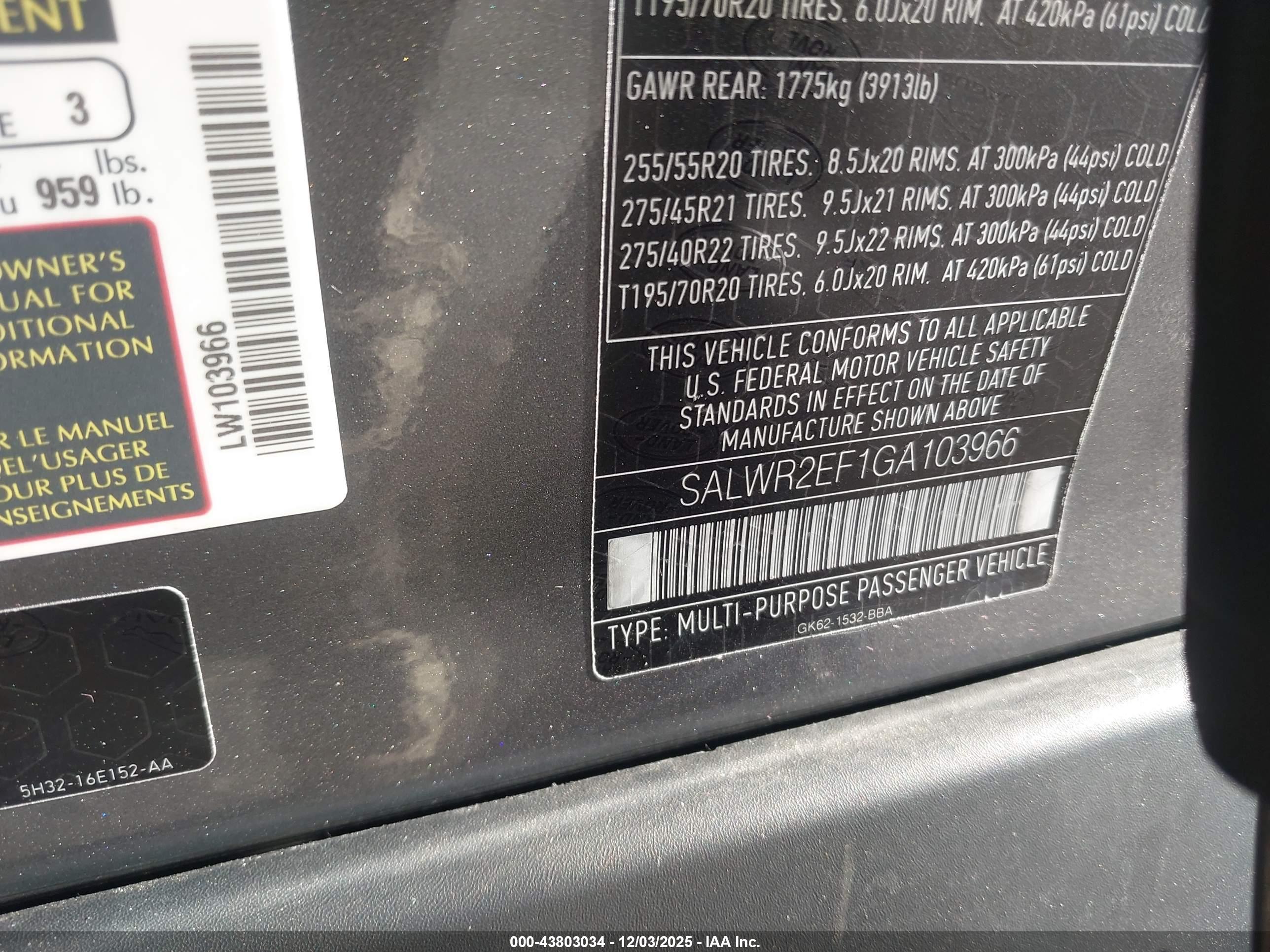 LAND ROVER image 9