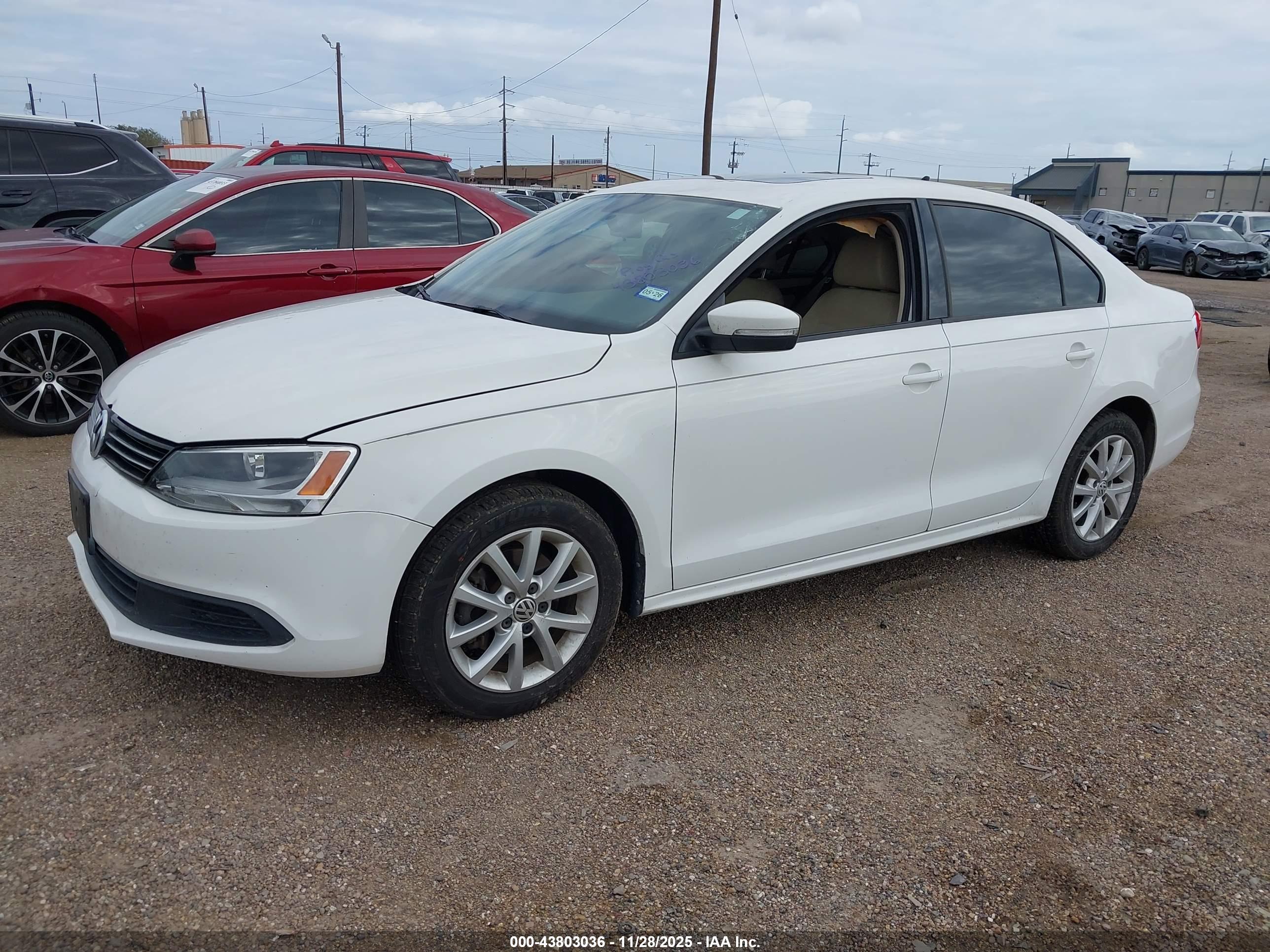 VOLKSWAGEN JETTA image 2