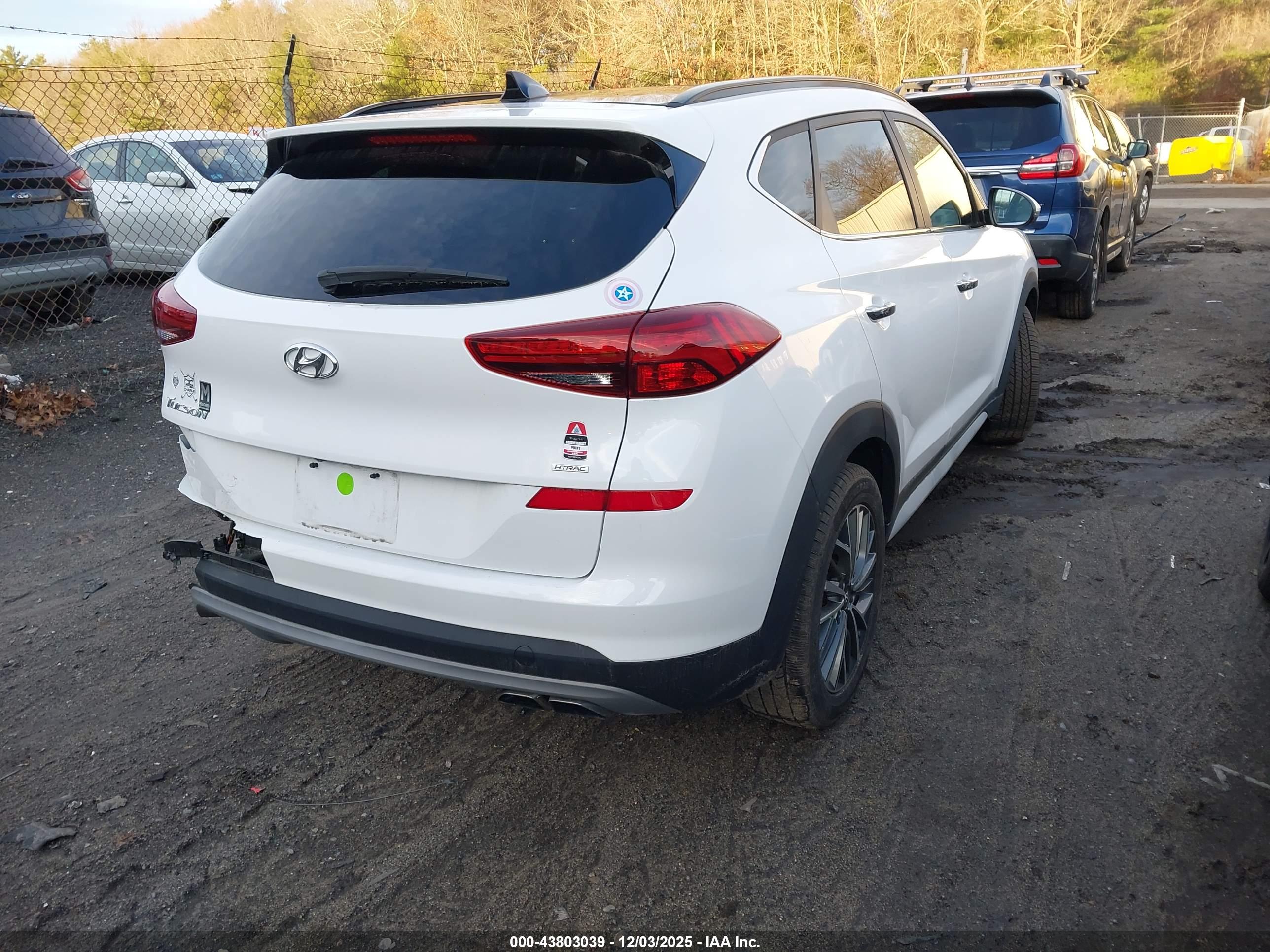 HYUNDAI TUCSON image 4