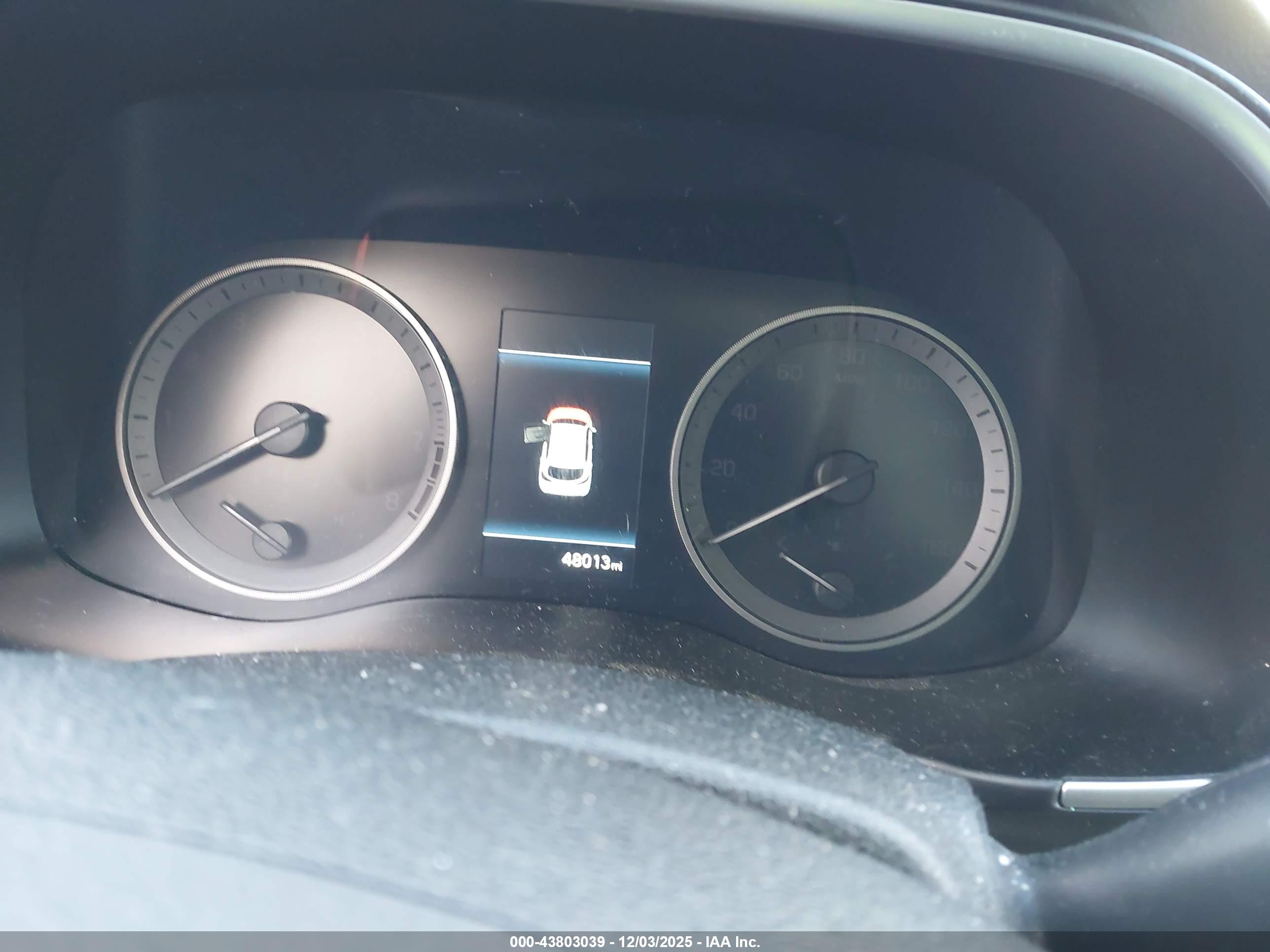 HYUNDAI TUCSON image 7