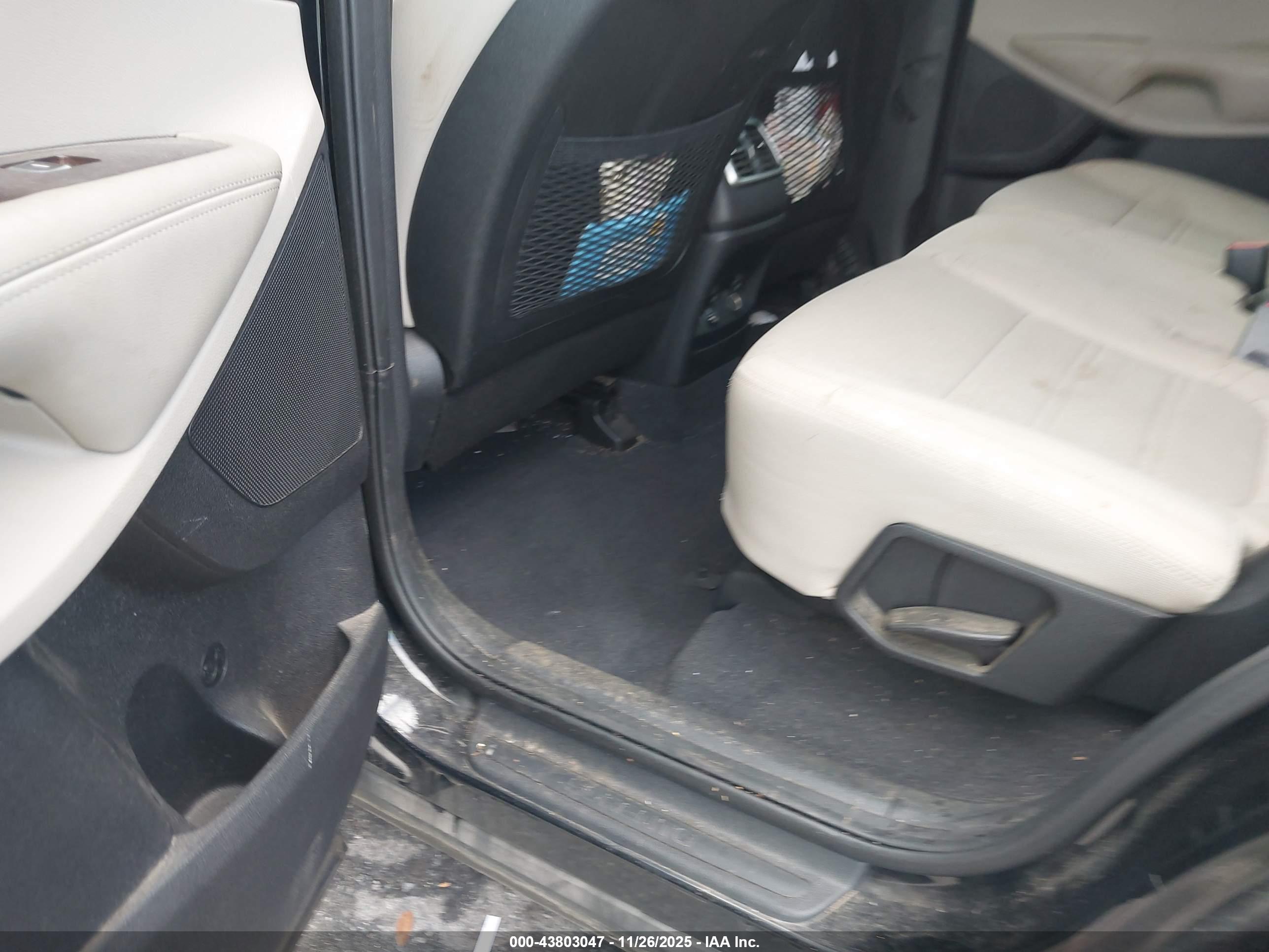 KIA SORENTO image 8