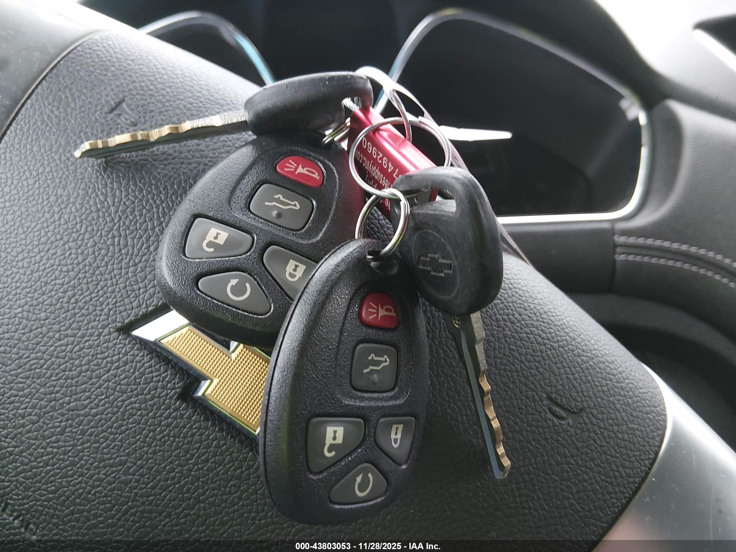 CHEVROLET TRAVERSE image 11