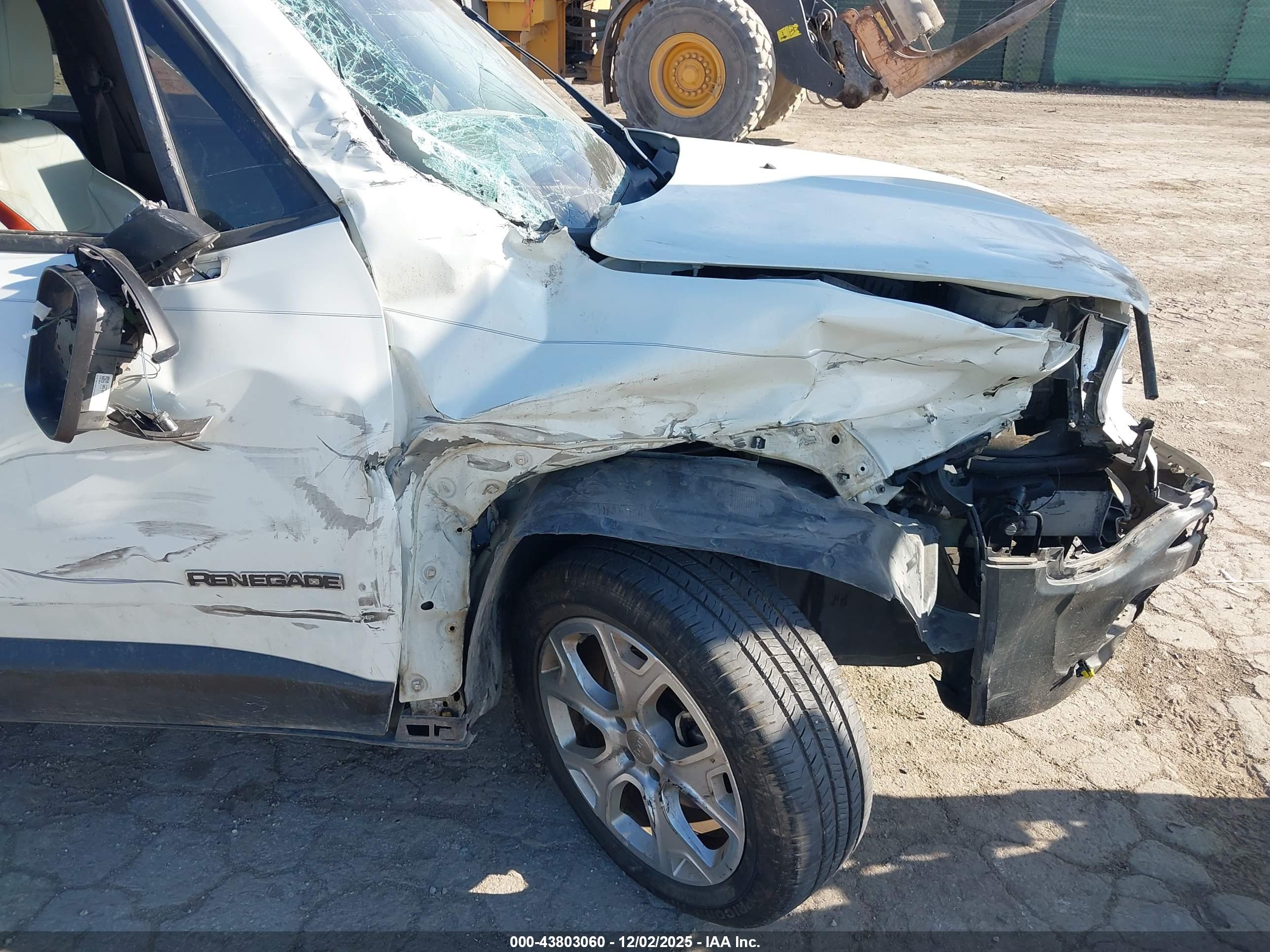JEEP RENEGADE image 6