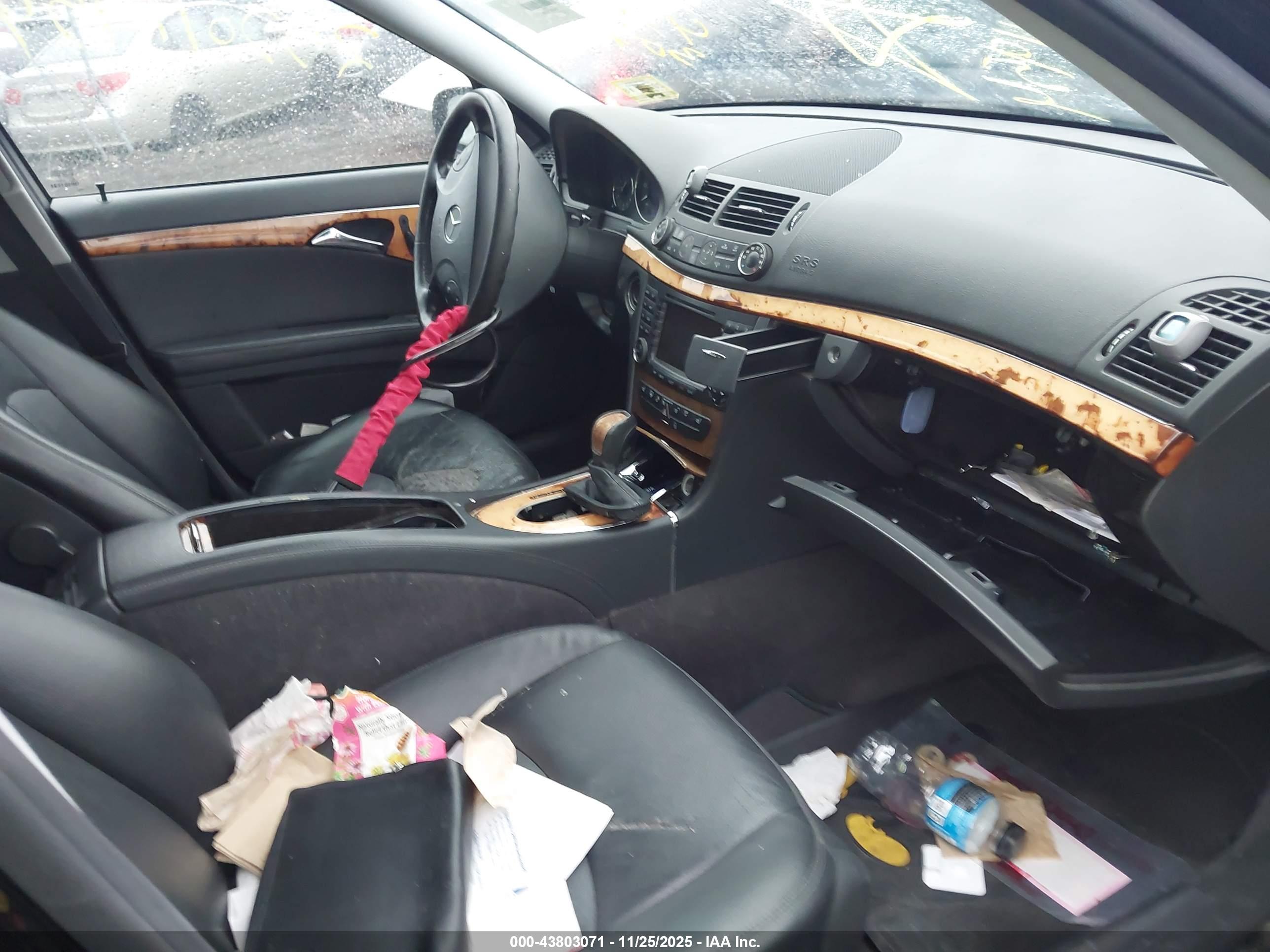 MERCEDES-BENZ E image 5