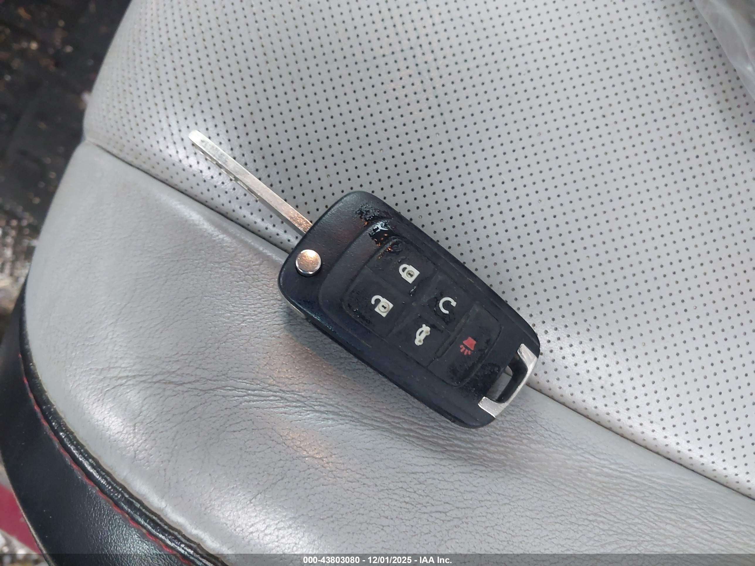 CHEVROLET EQUINOX image 11