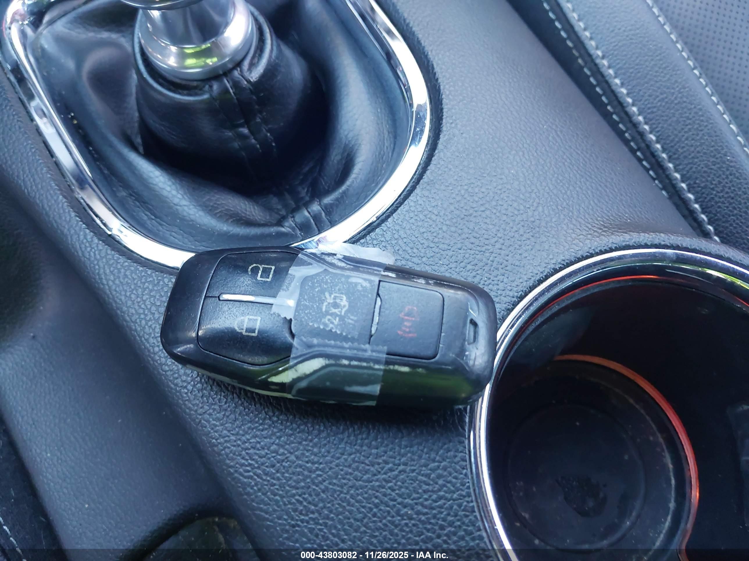 FORD MUSTANG image 11