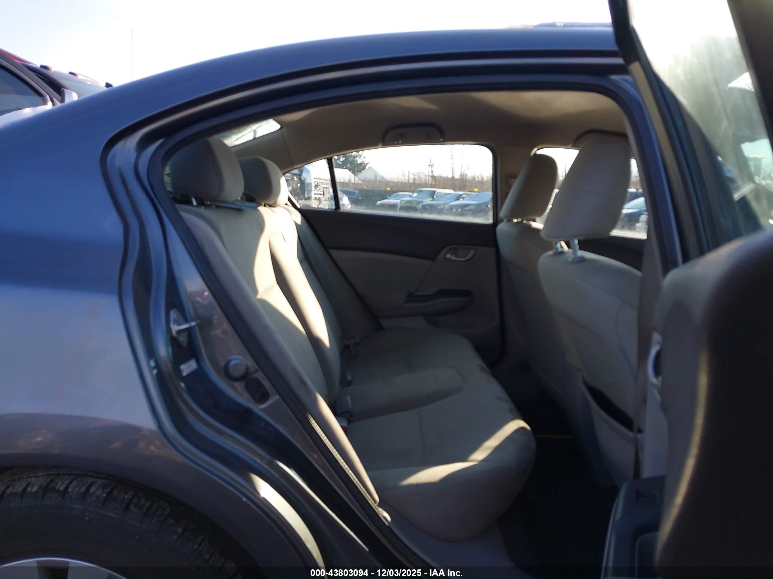 HONDA CIVIC image 8