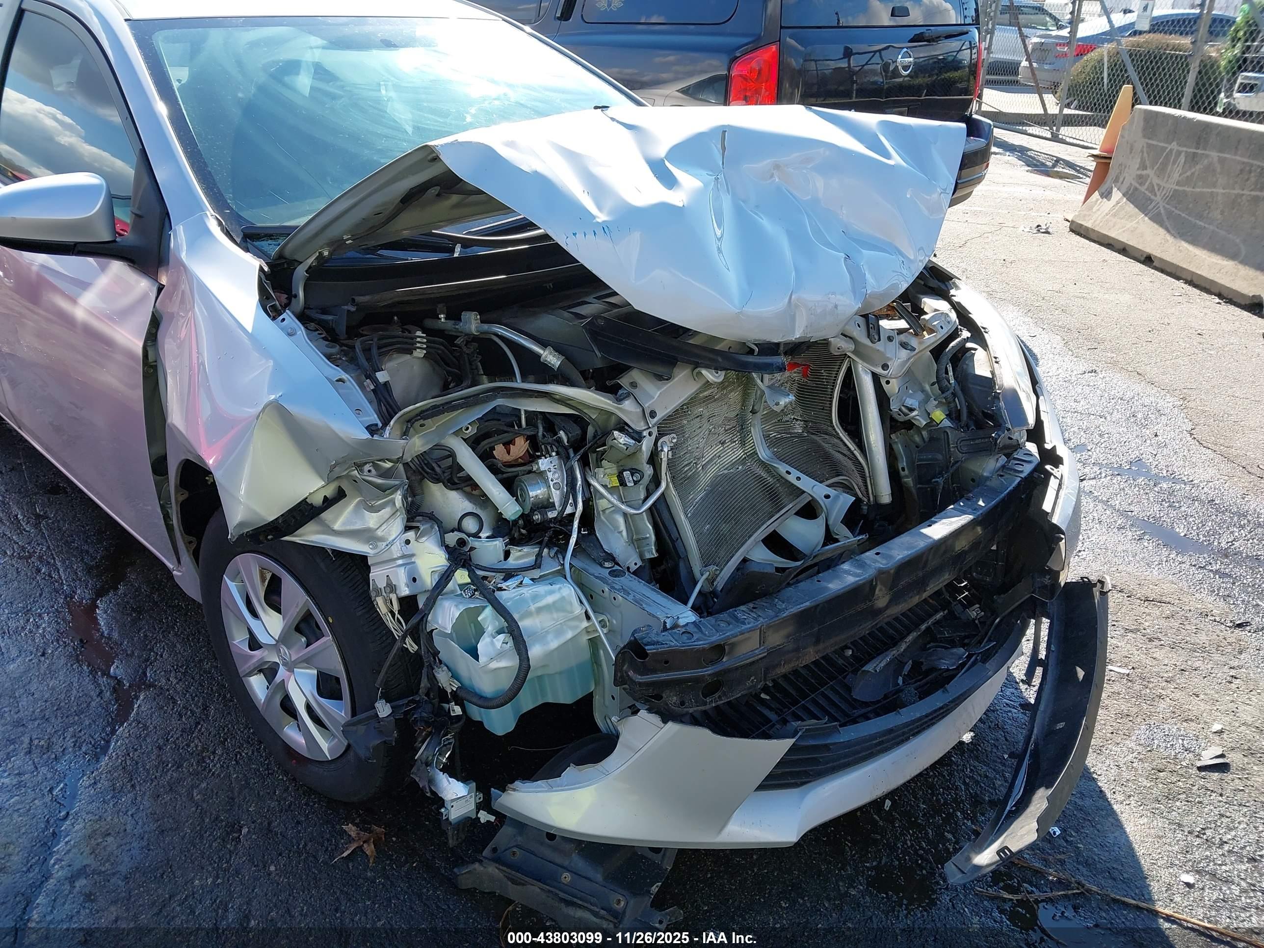 TOYOTA COROLLA image 6