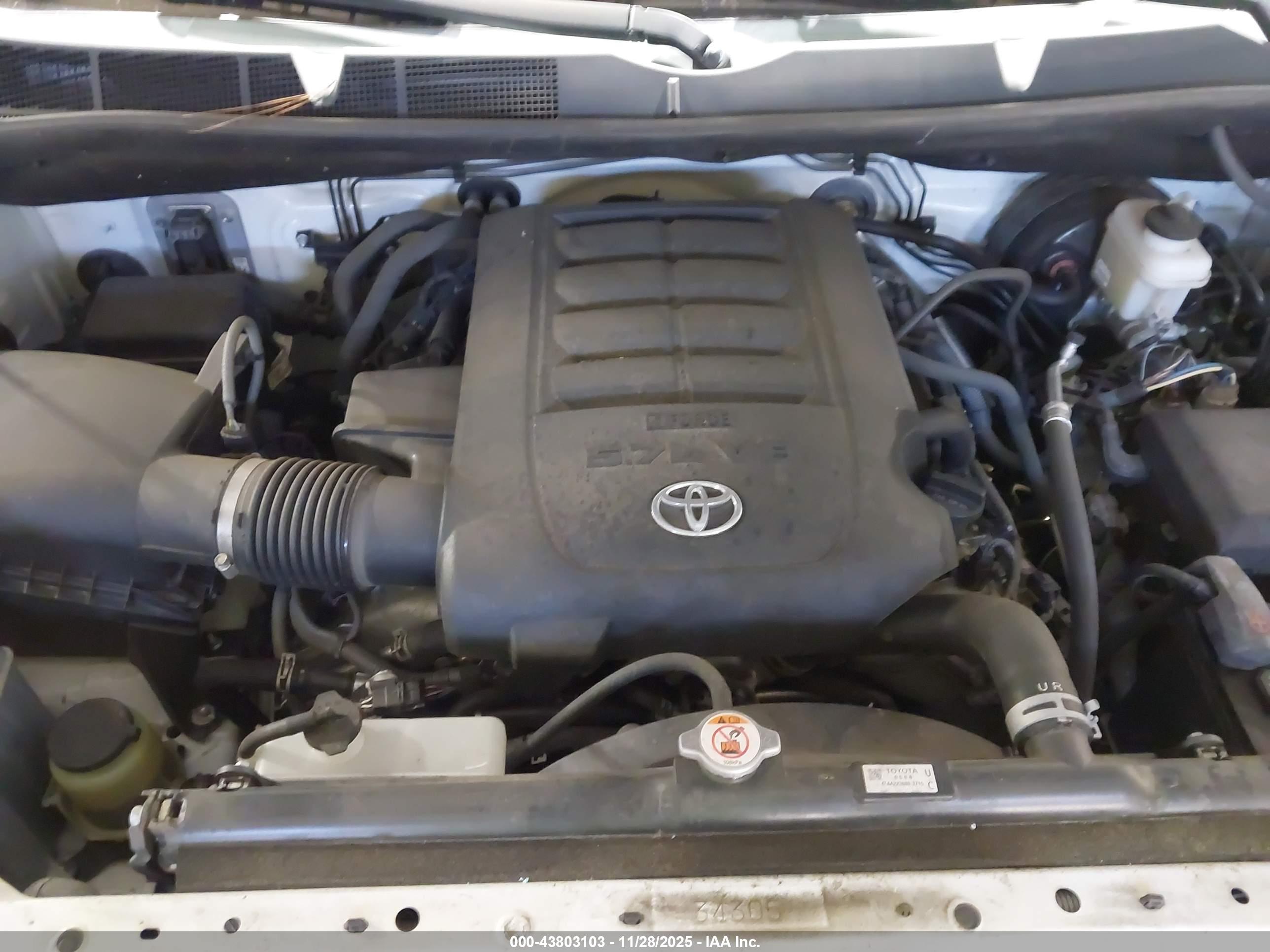 TOYOTA TUNDRA image 10