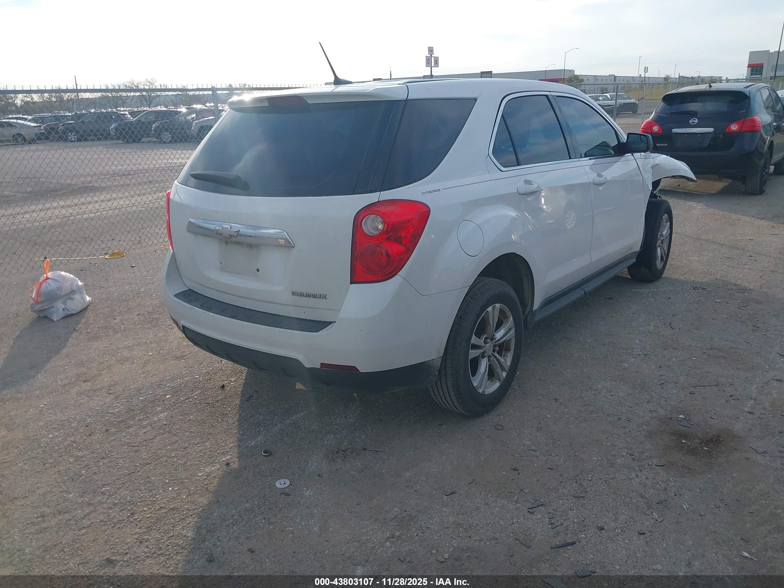 CHEVROLET EQUINOX image 4