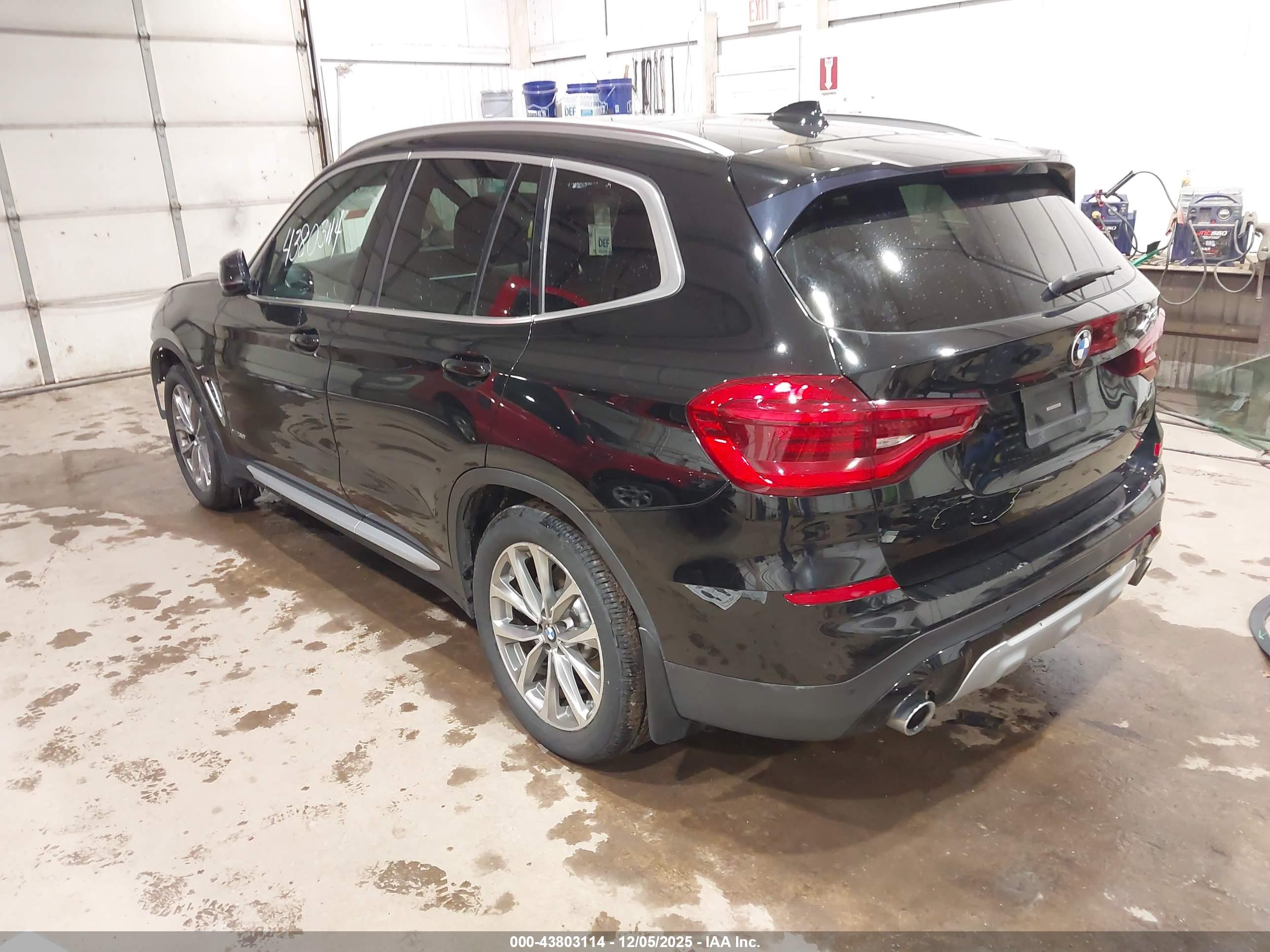 BMW X3 image 3
