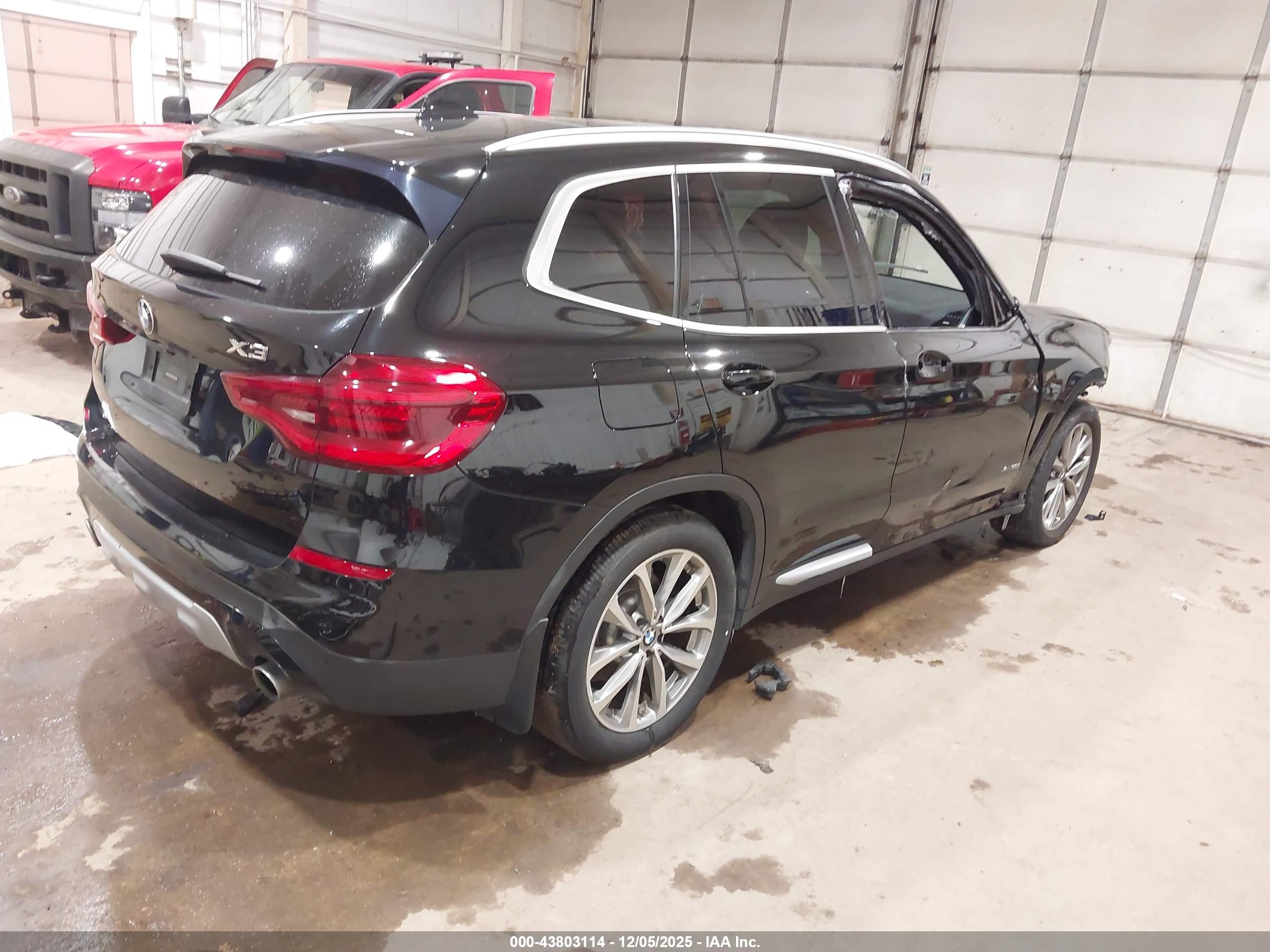 BMW X3 image 4