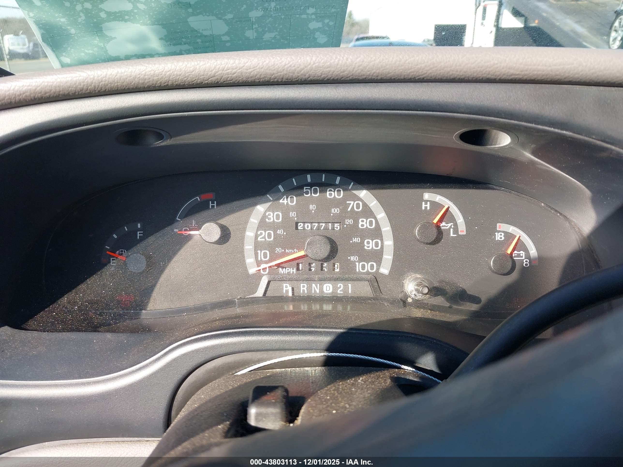 FORD E-250 image 7