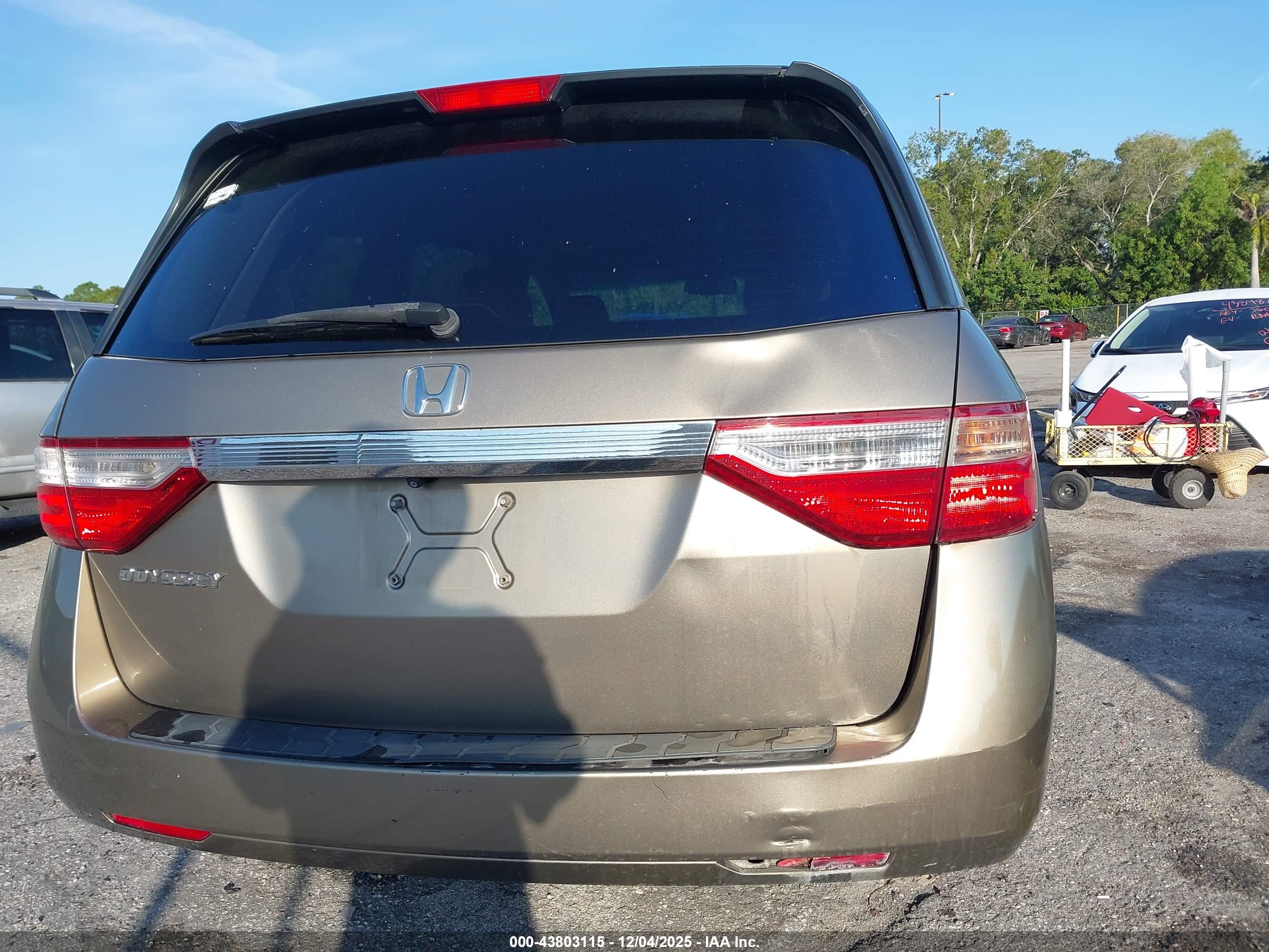 HONDA ODYSSEY image 6
