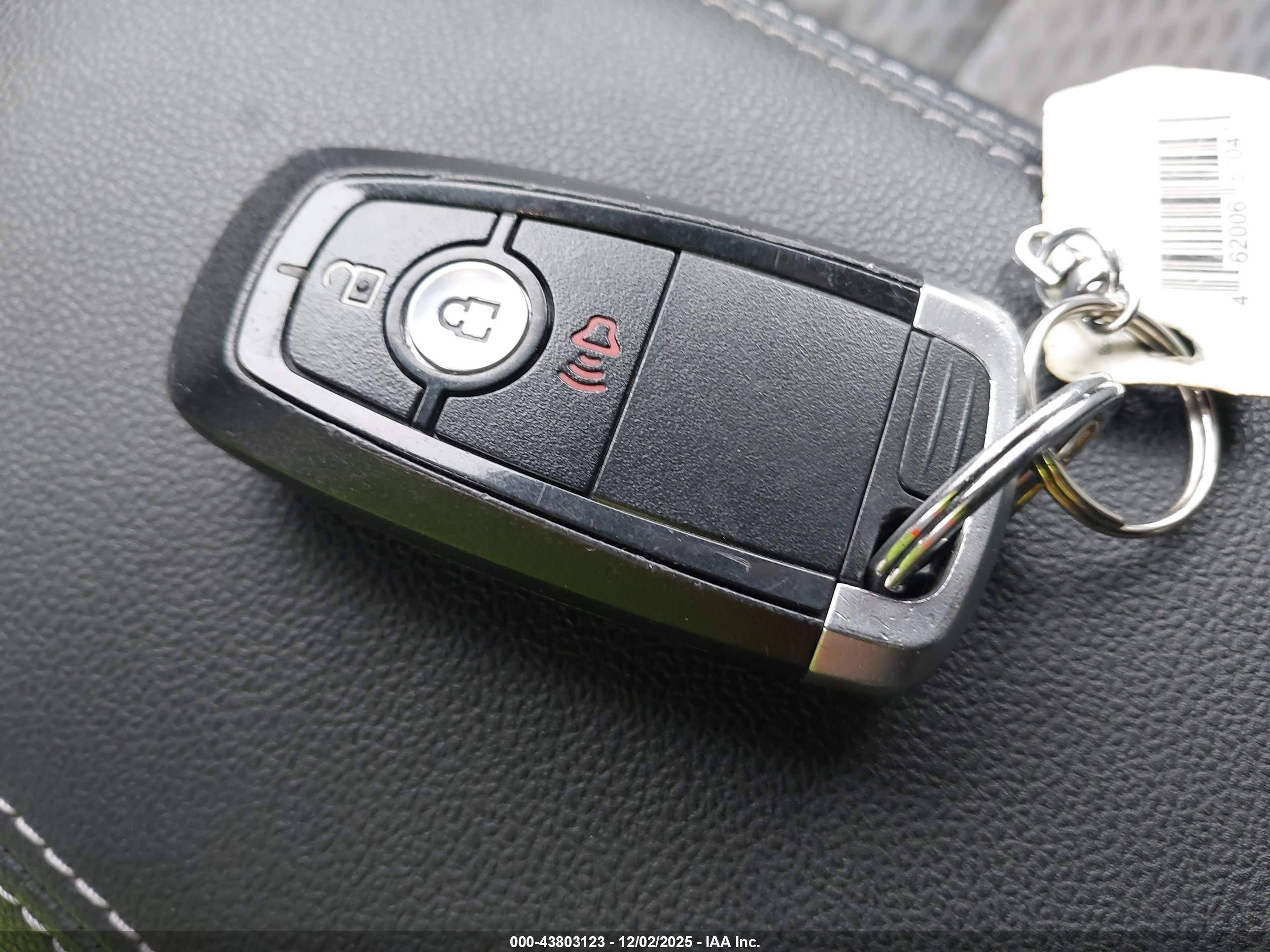 FORD ESCAPE image 11