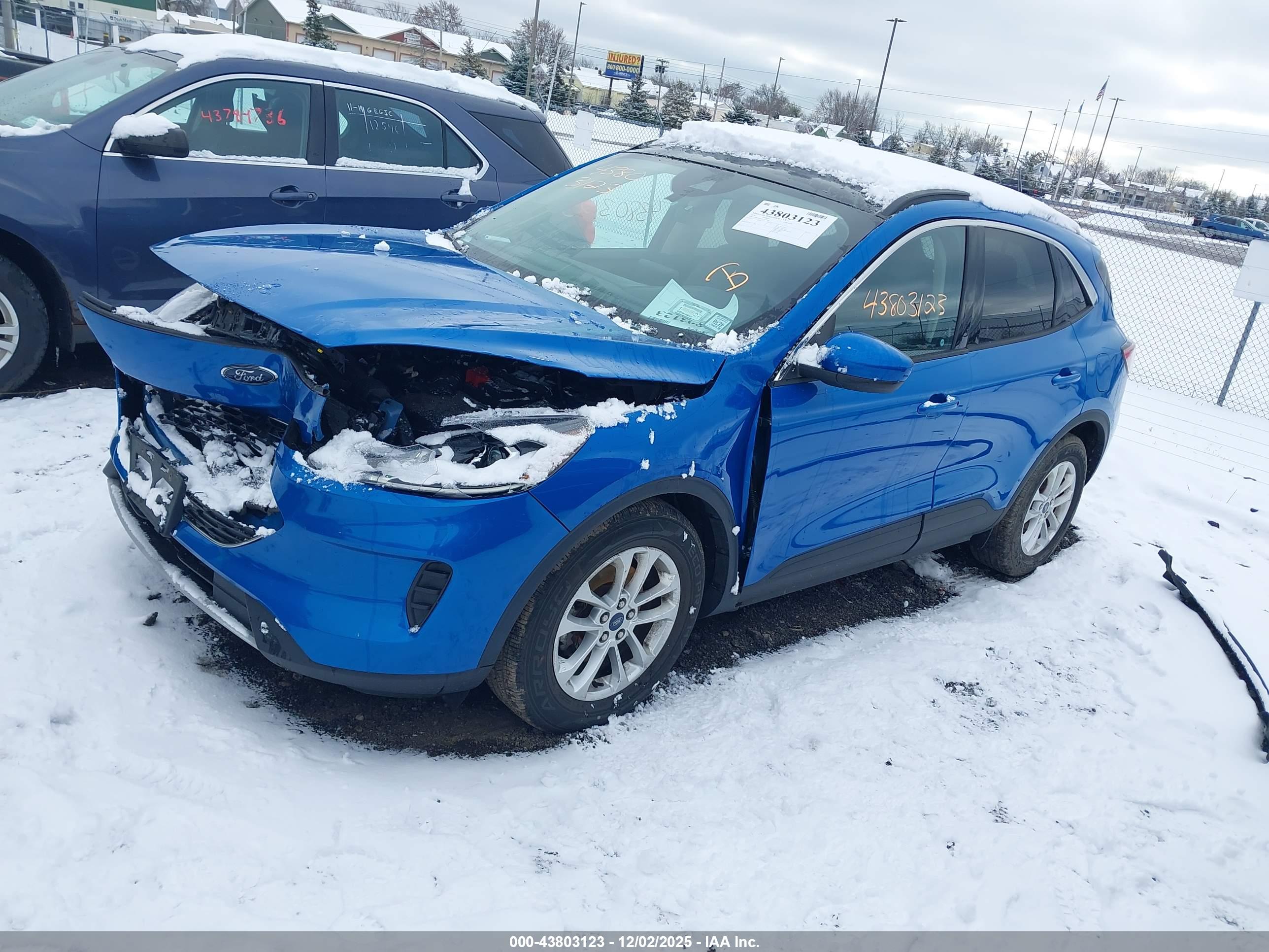 FORD ESCAPE image 2