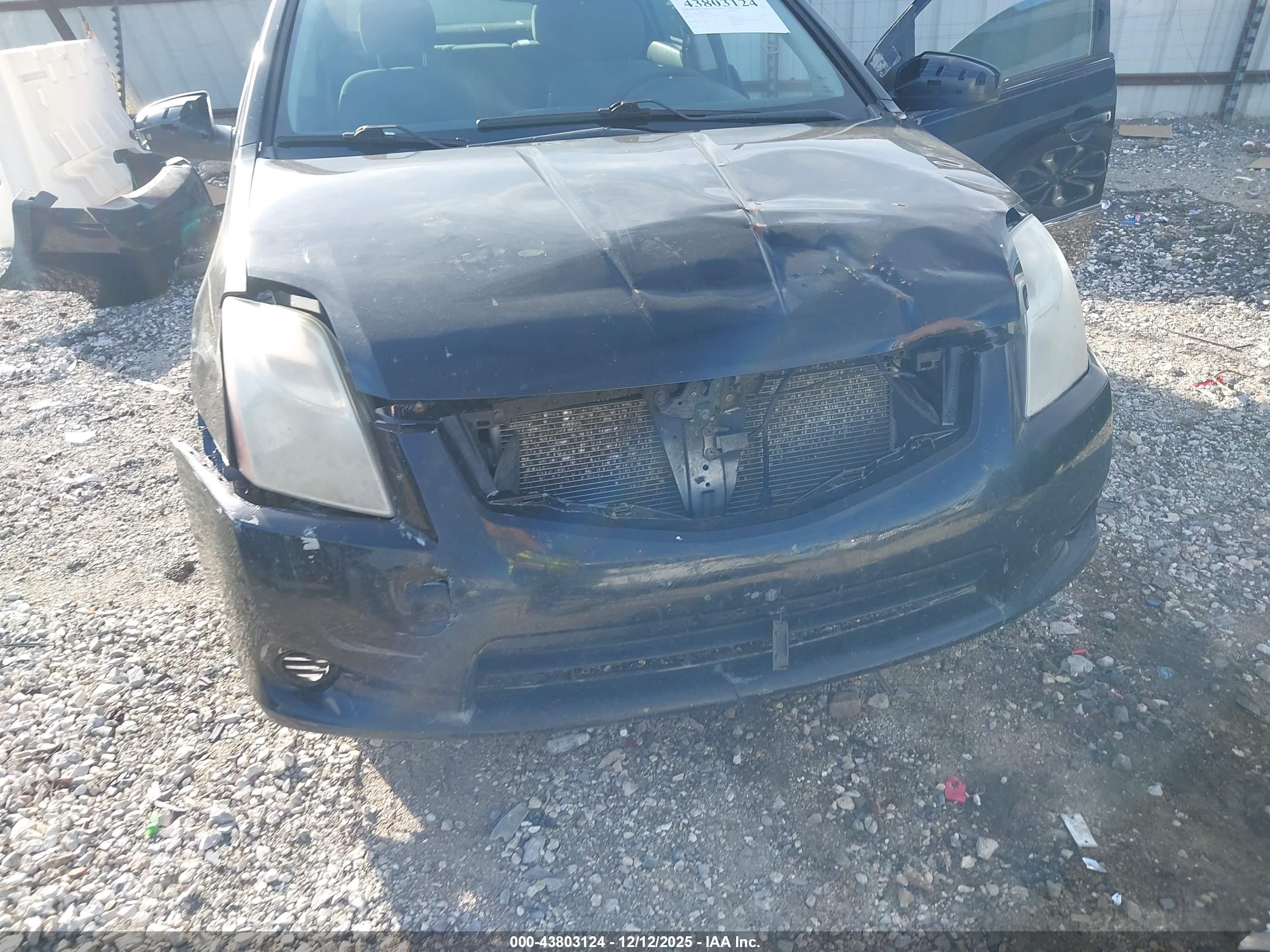 NISSAN SENTRA image 6