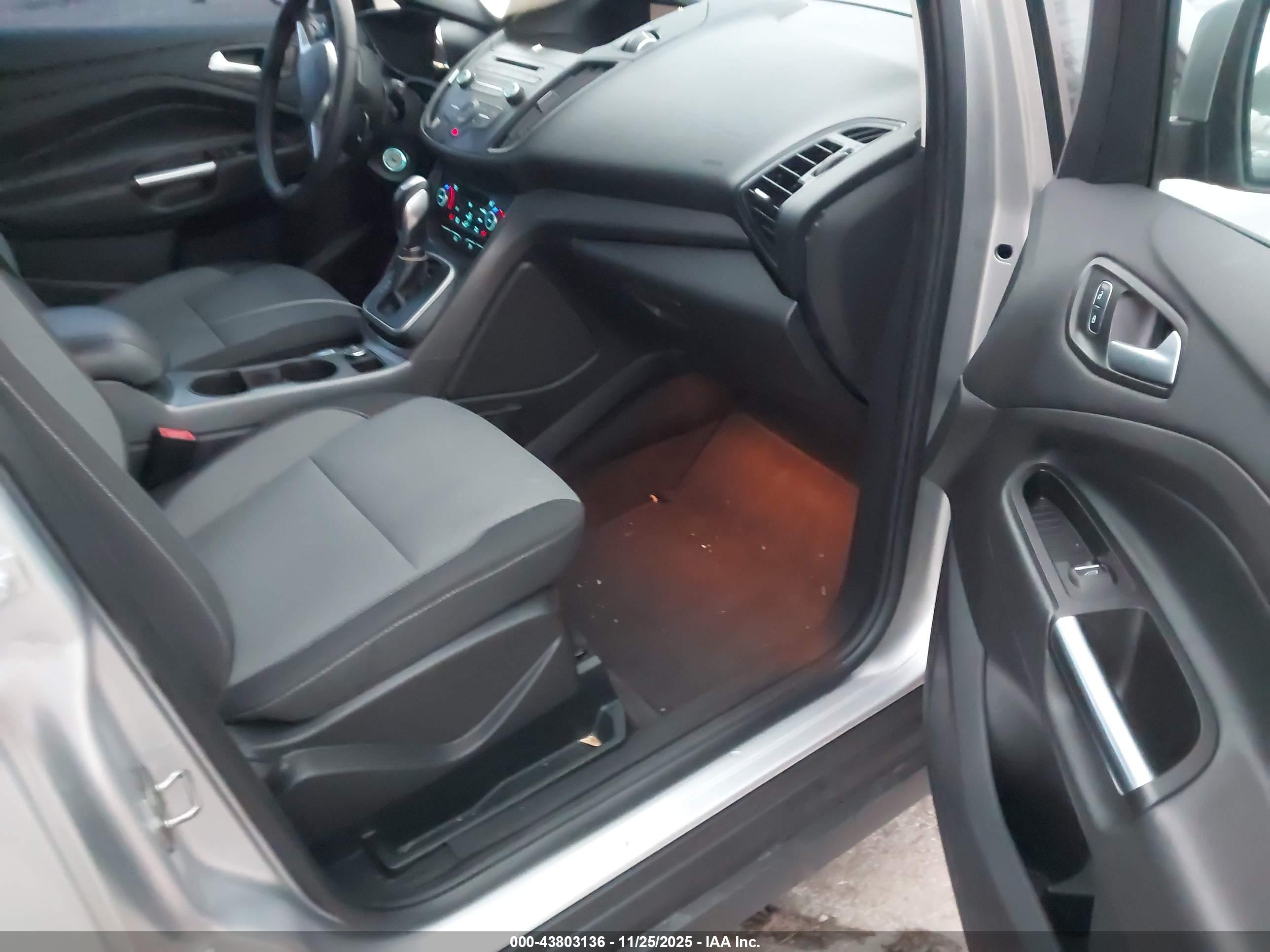 FORD C-MAX image 5