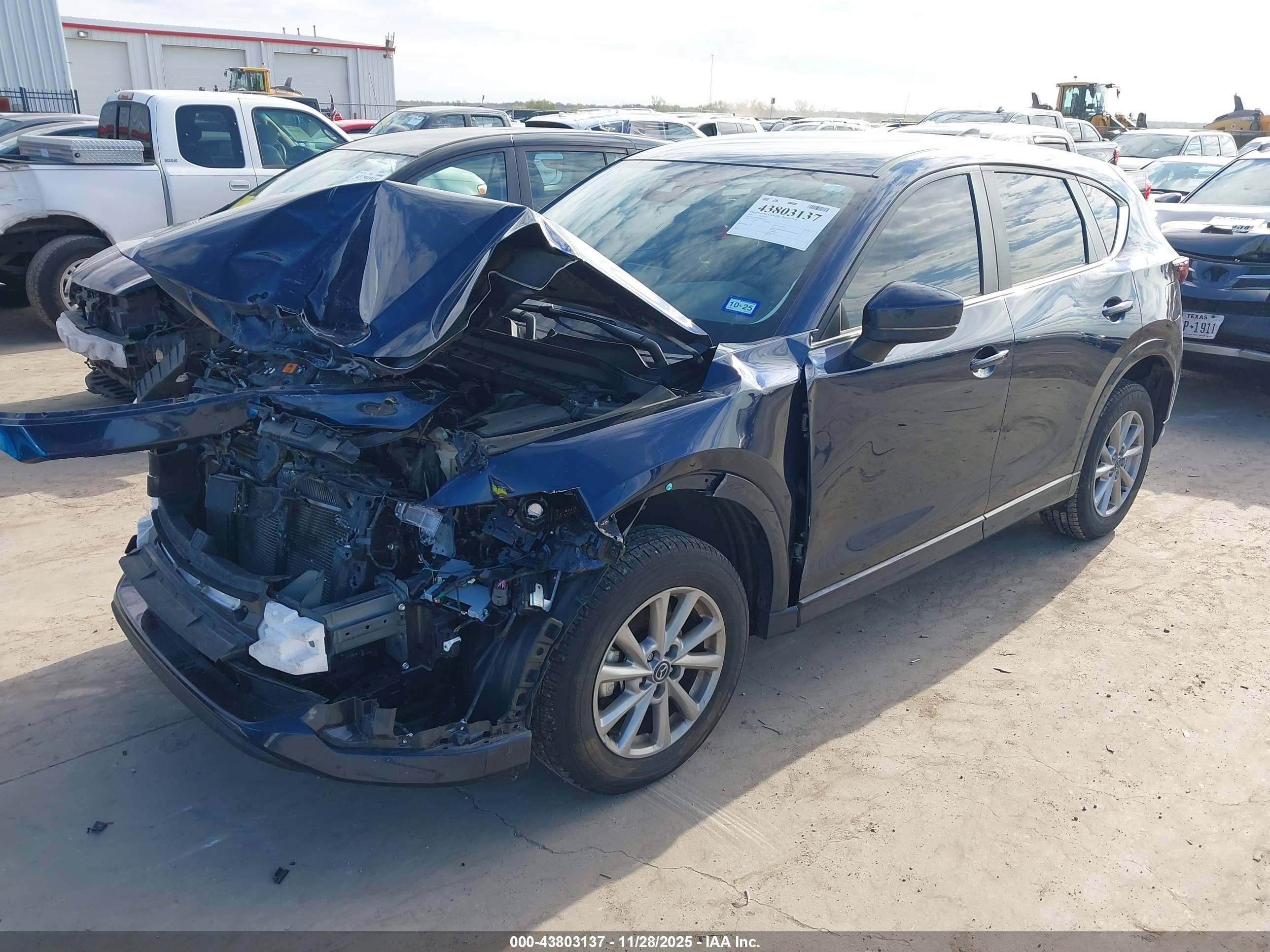 MAZDA CX-5 image 2