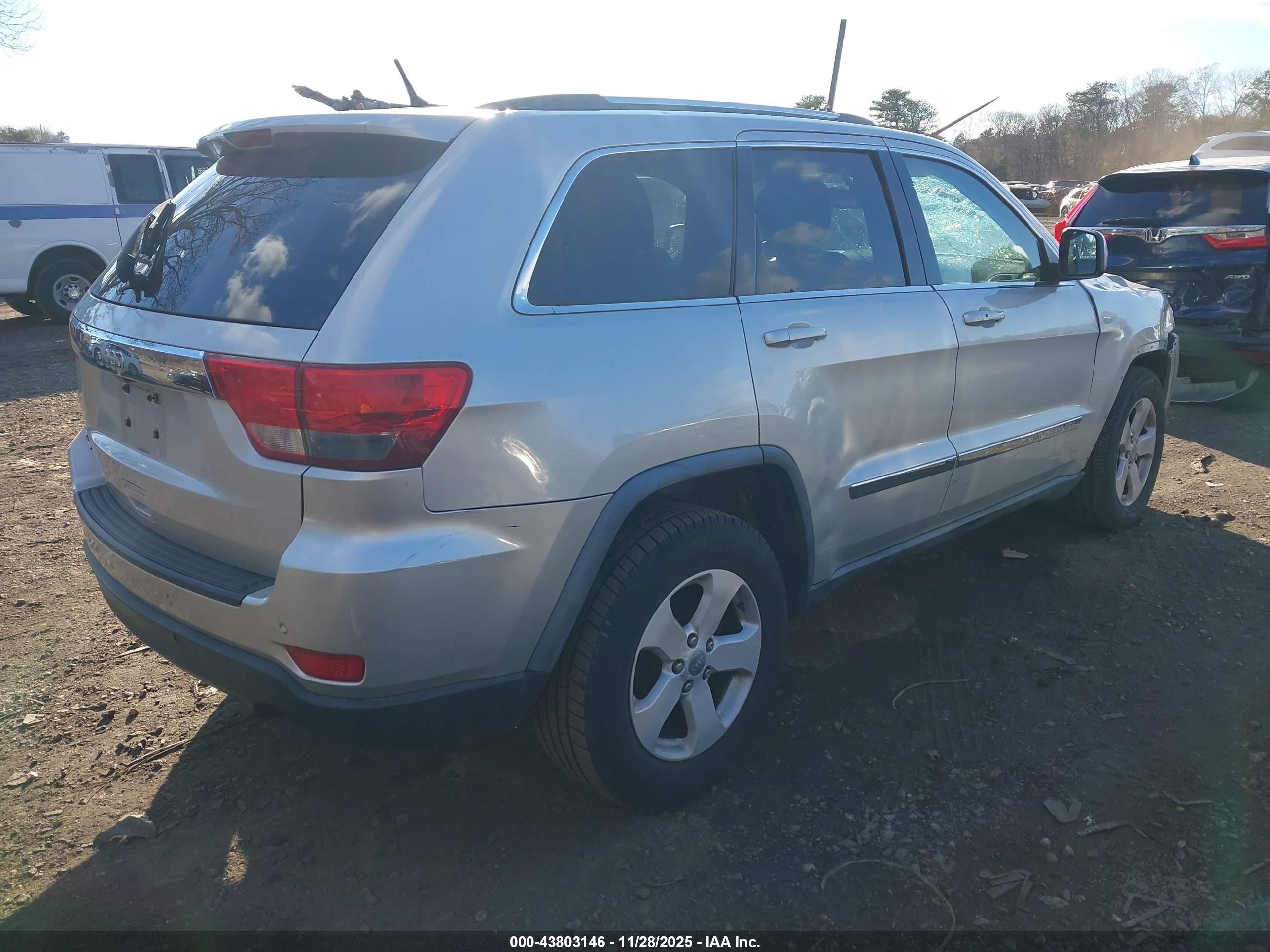 JEEP GRAND image 4