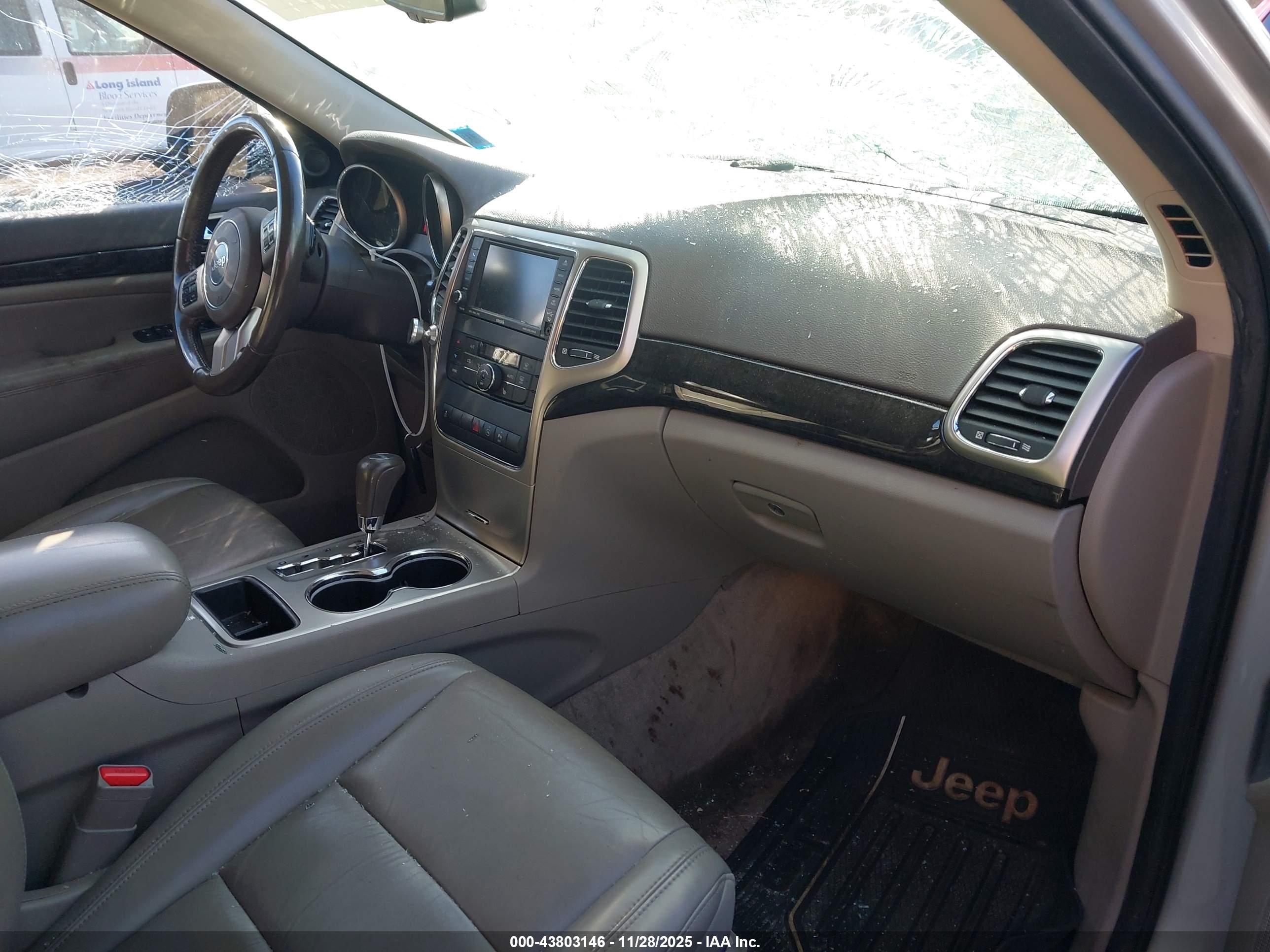 JEEP GRAND image 5