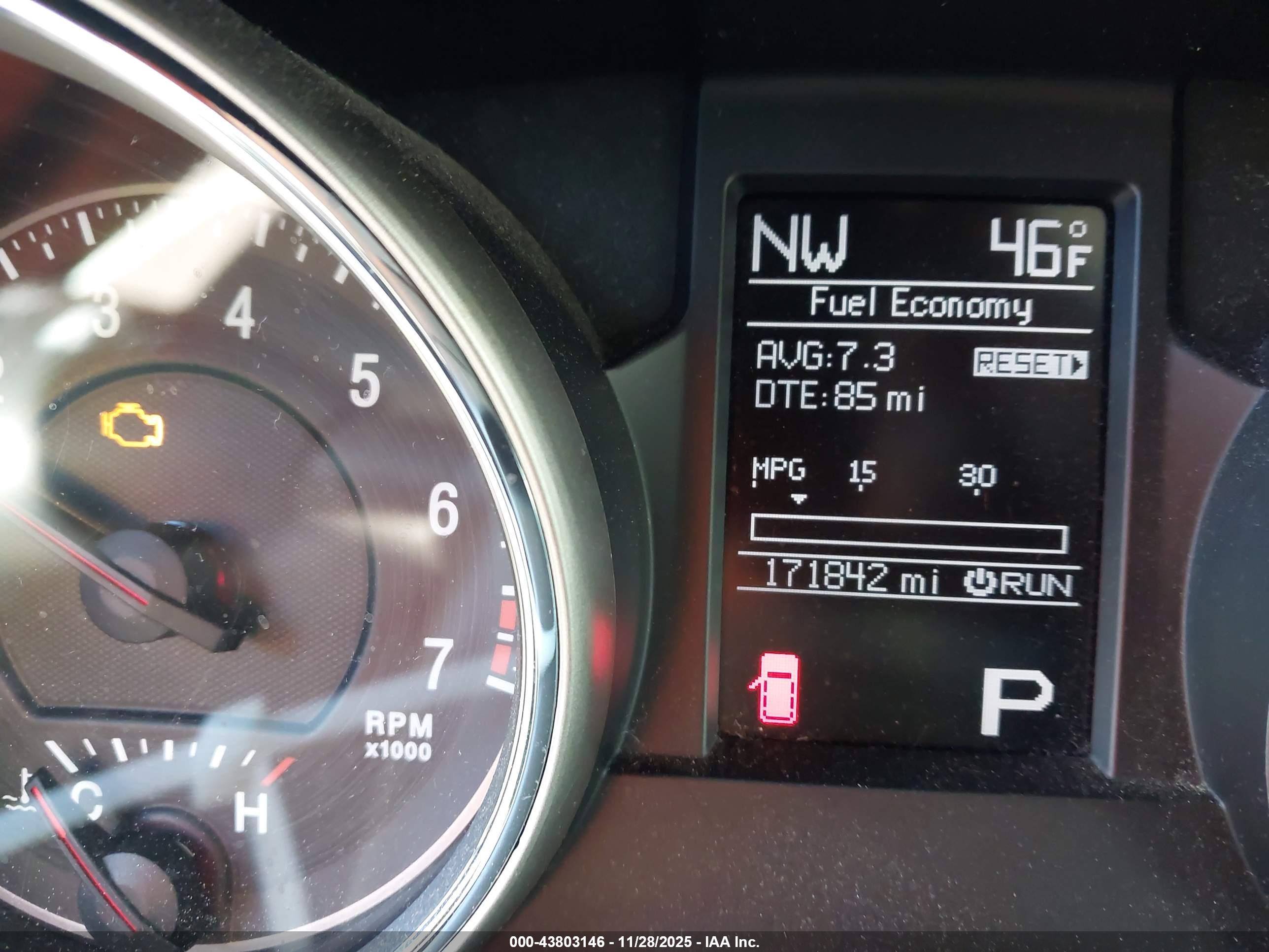 JEEP GRAND image 7