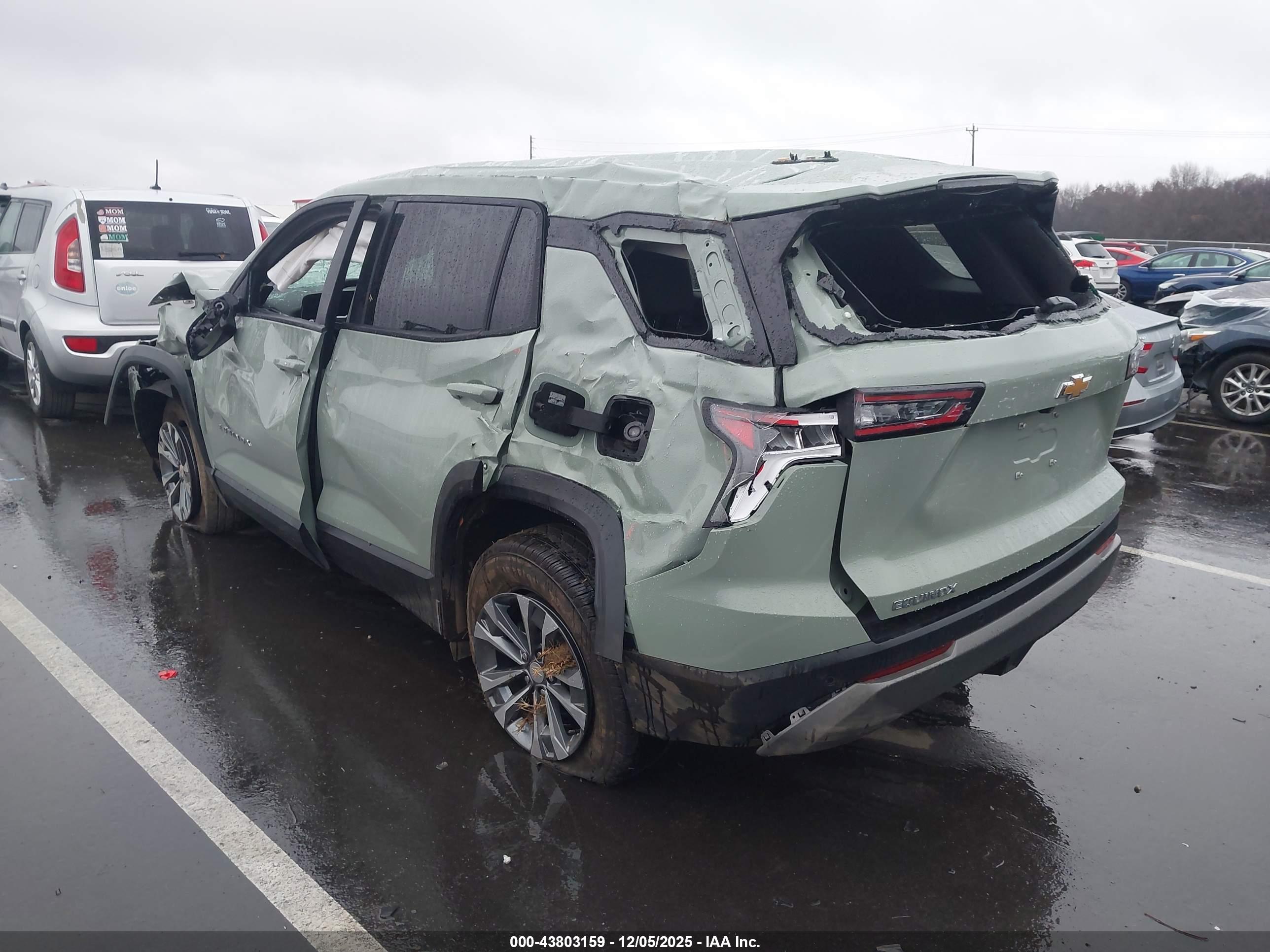 CHEVROLET EQUINOX image 3