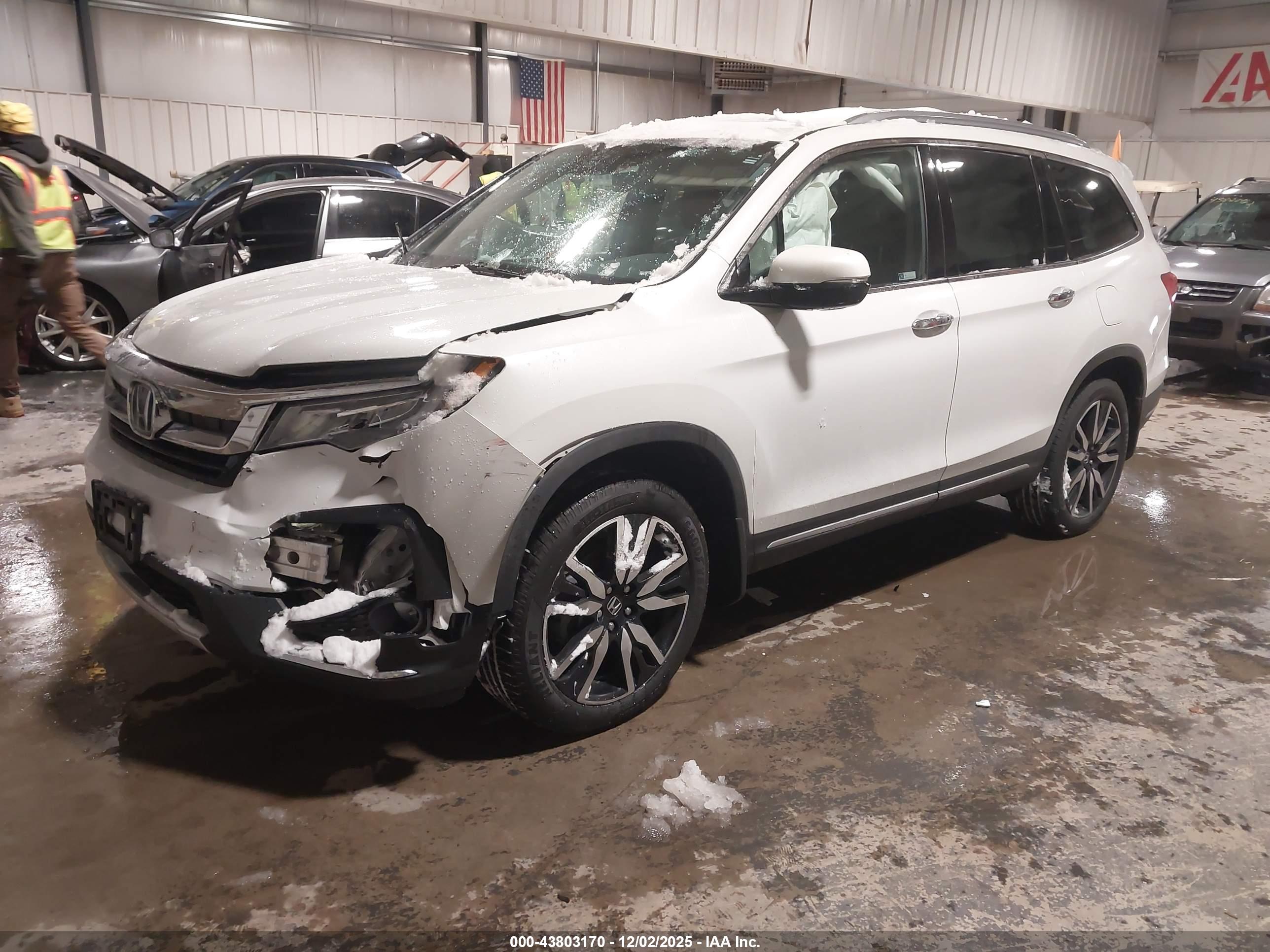 HONDA PILOT image 2