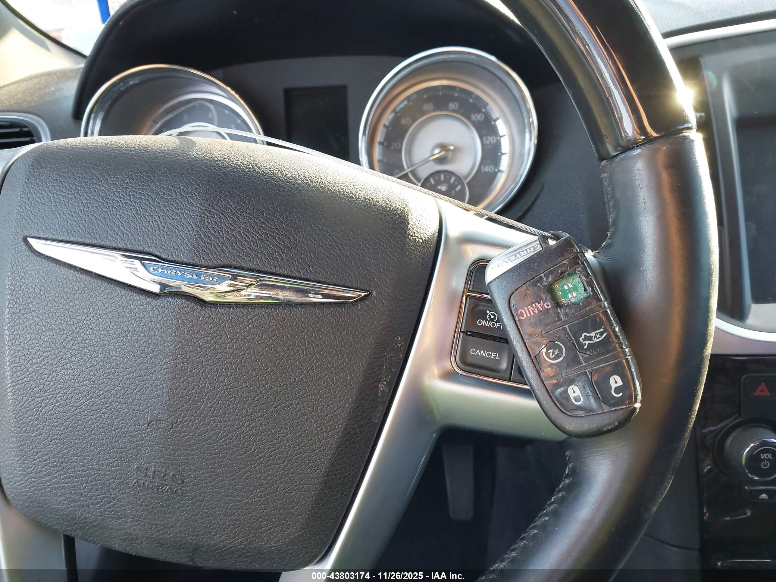 CHRYSLER 300C image 11