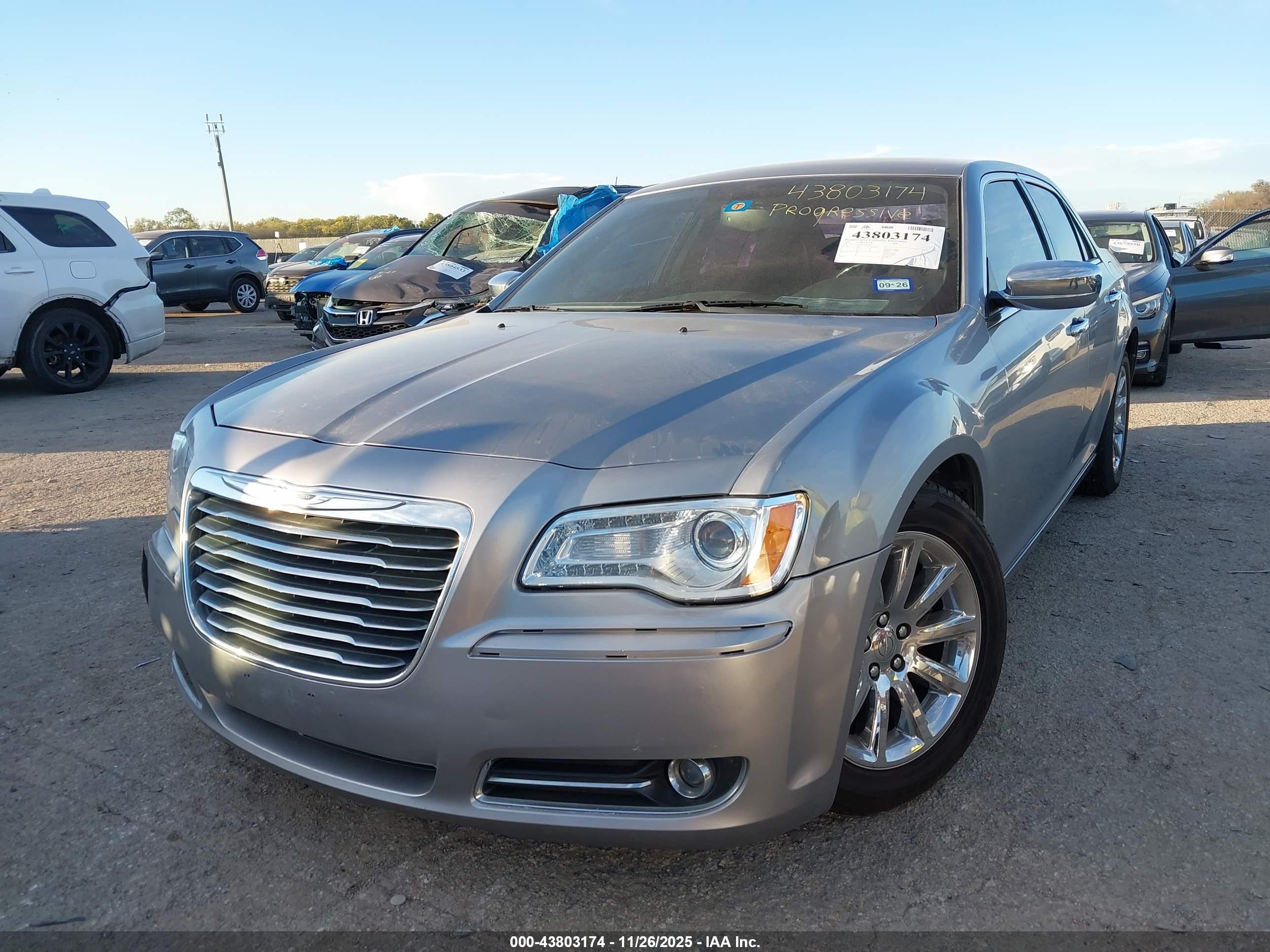 CHRYSLER 300C image 2
