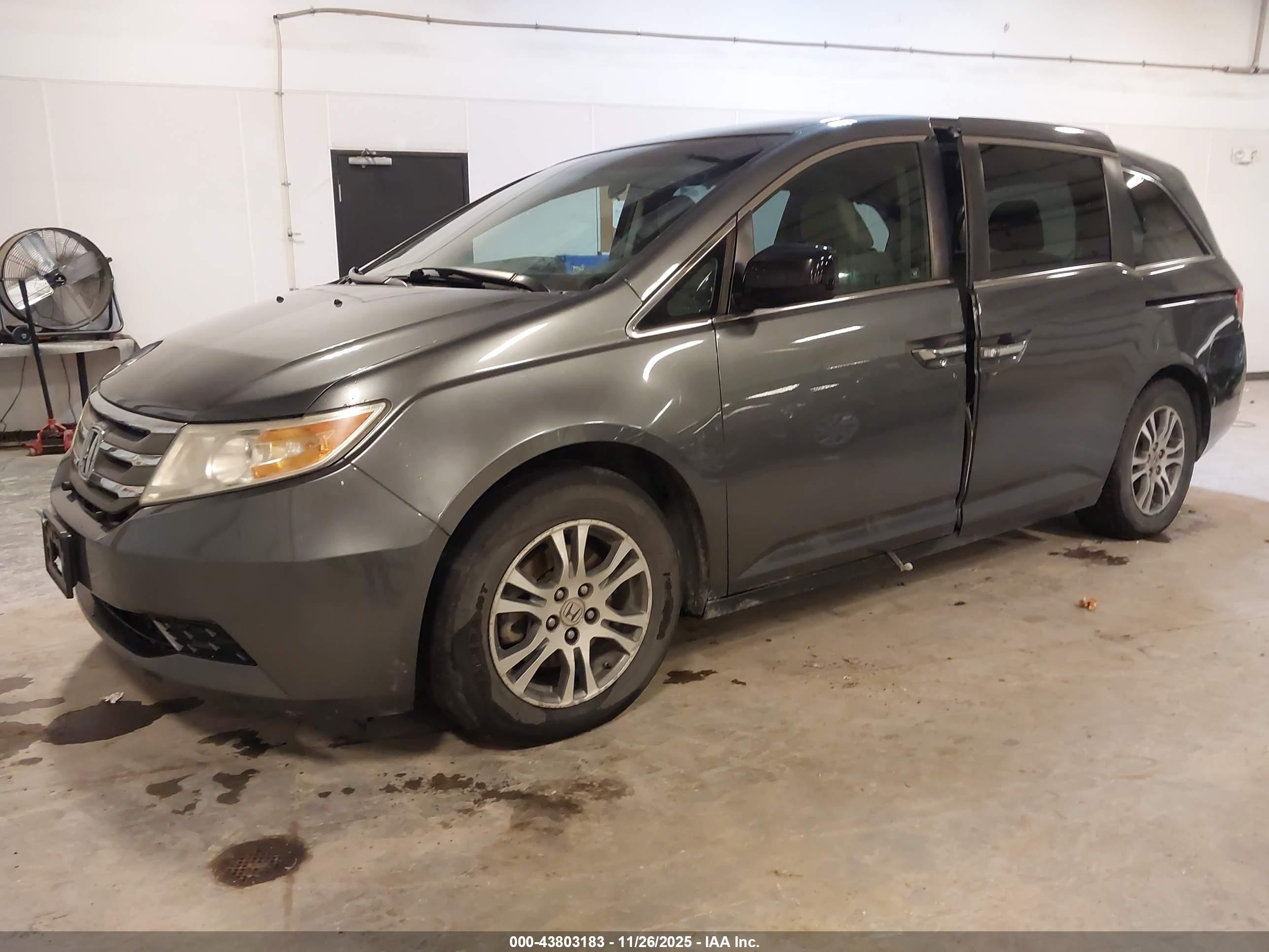 HONDA ODYSSEY image 2