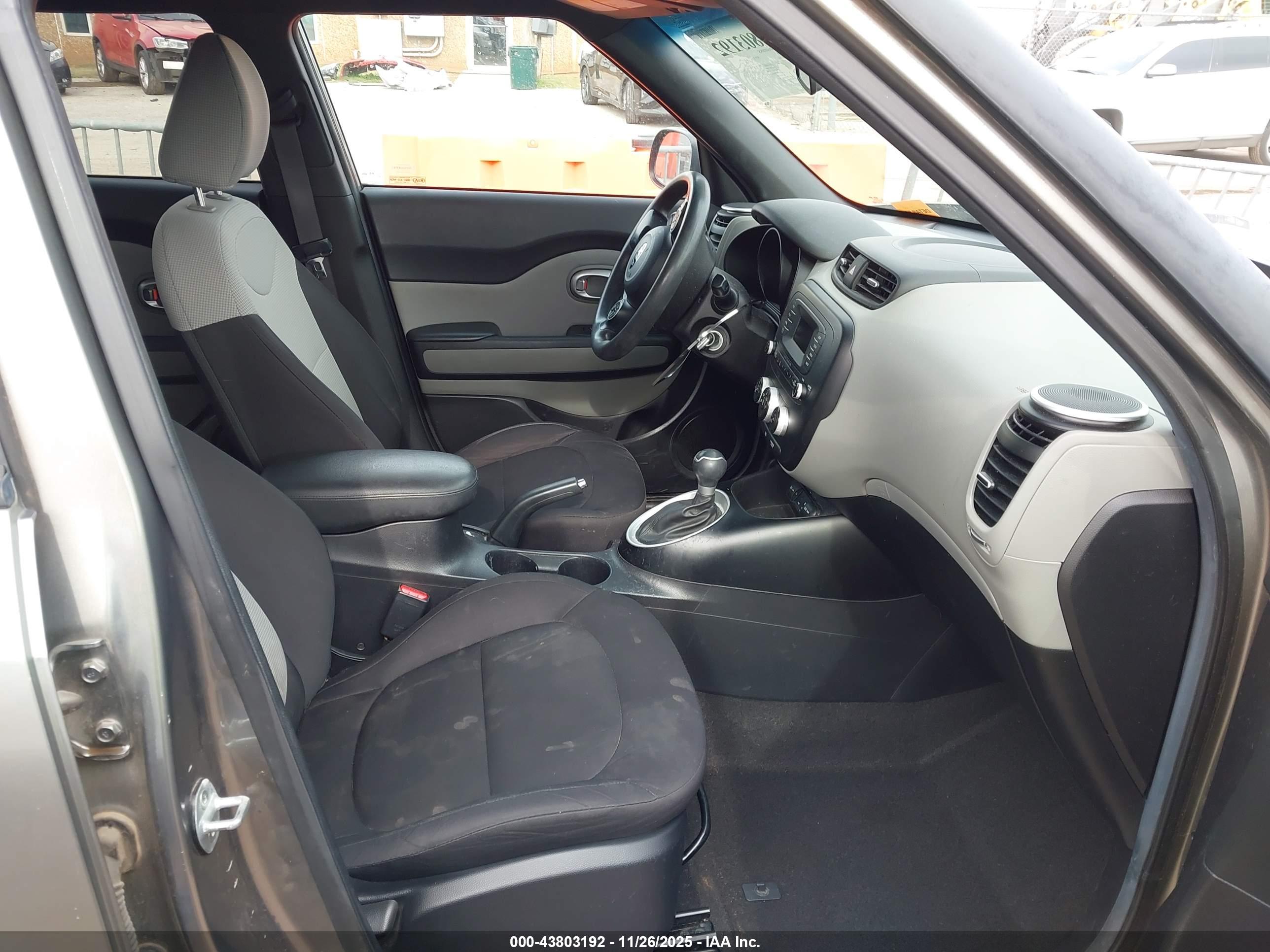 KIA SOUL image 5