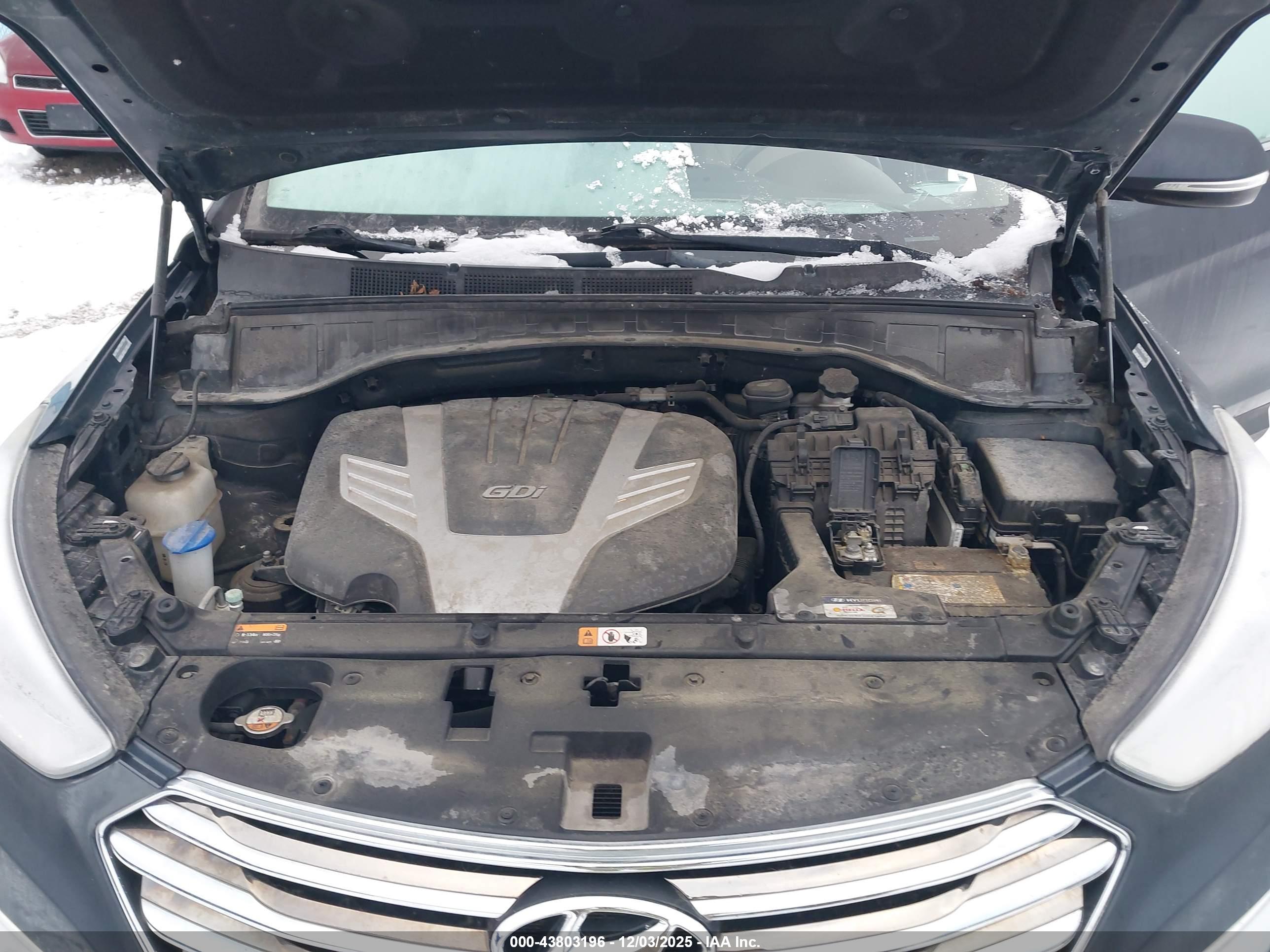 HYUNDAI SANTA image 10