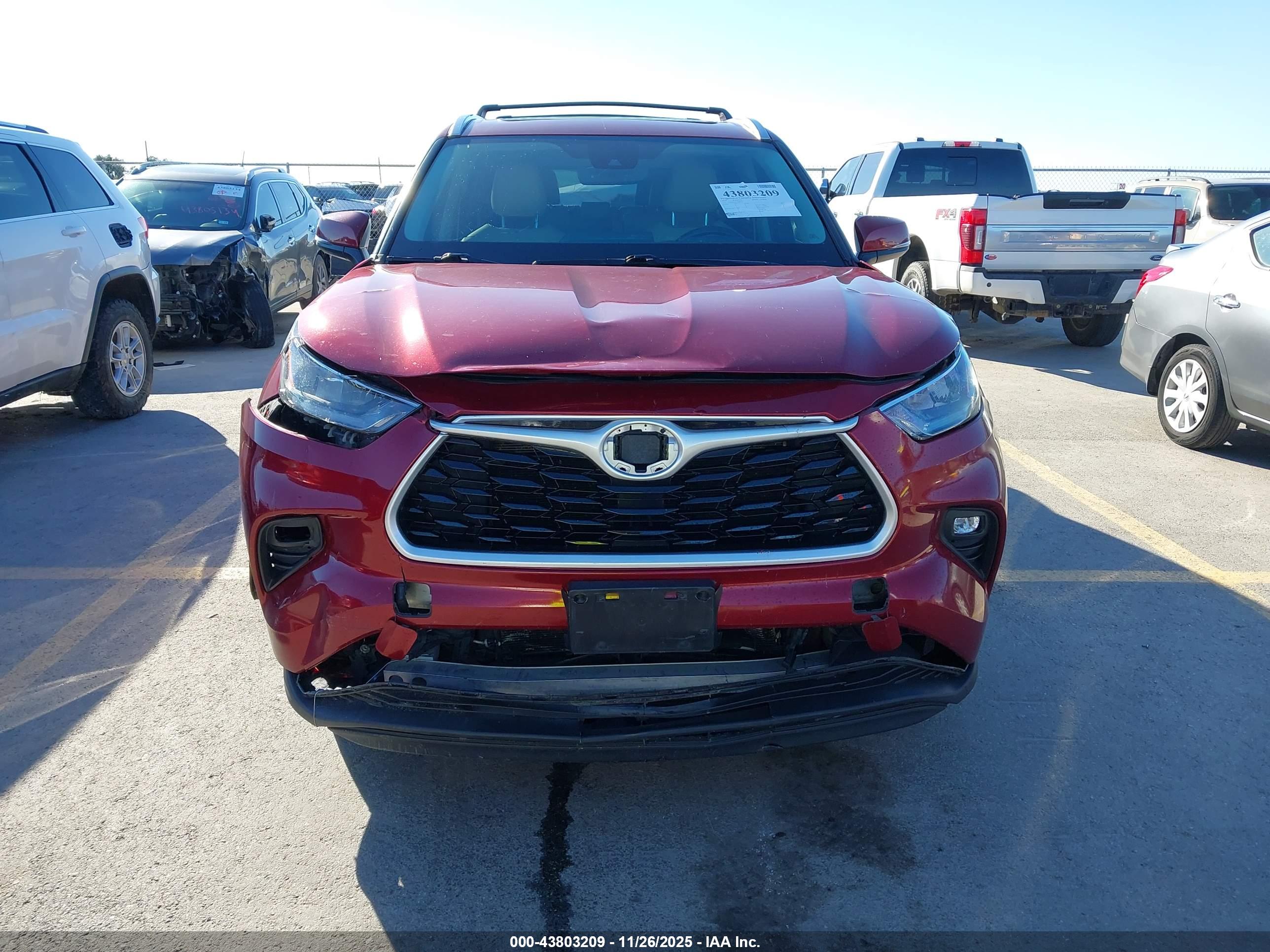 TOYOTA HIGHLANDER image 6
