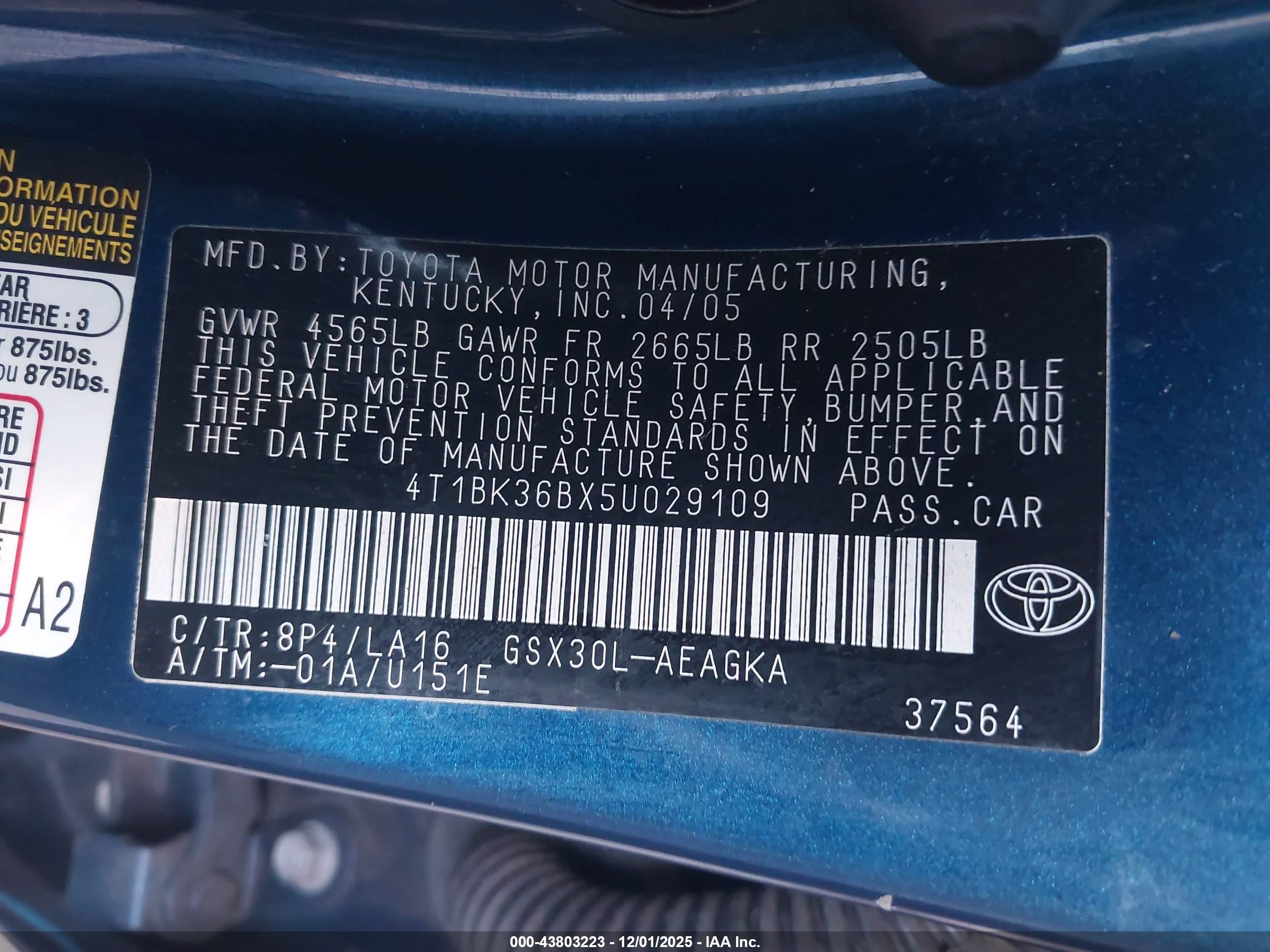 TOYOTA AVALON image 9