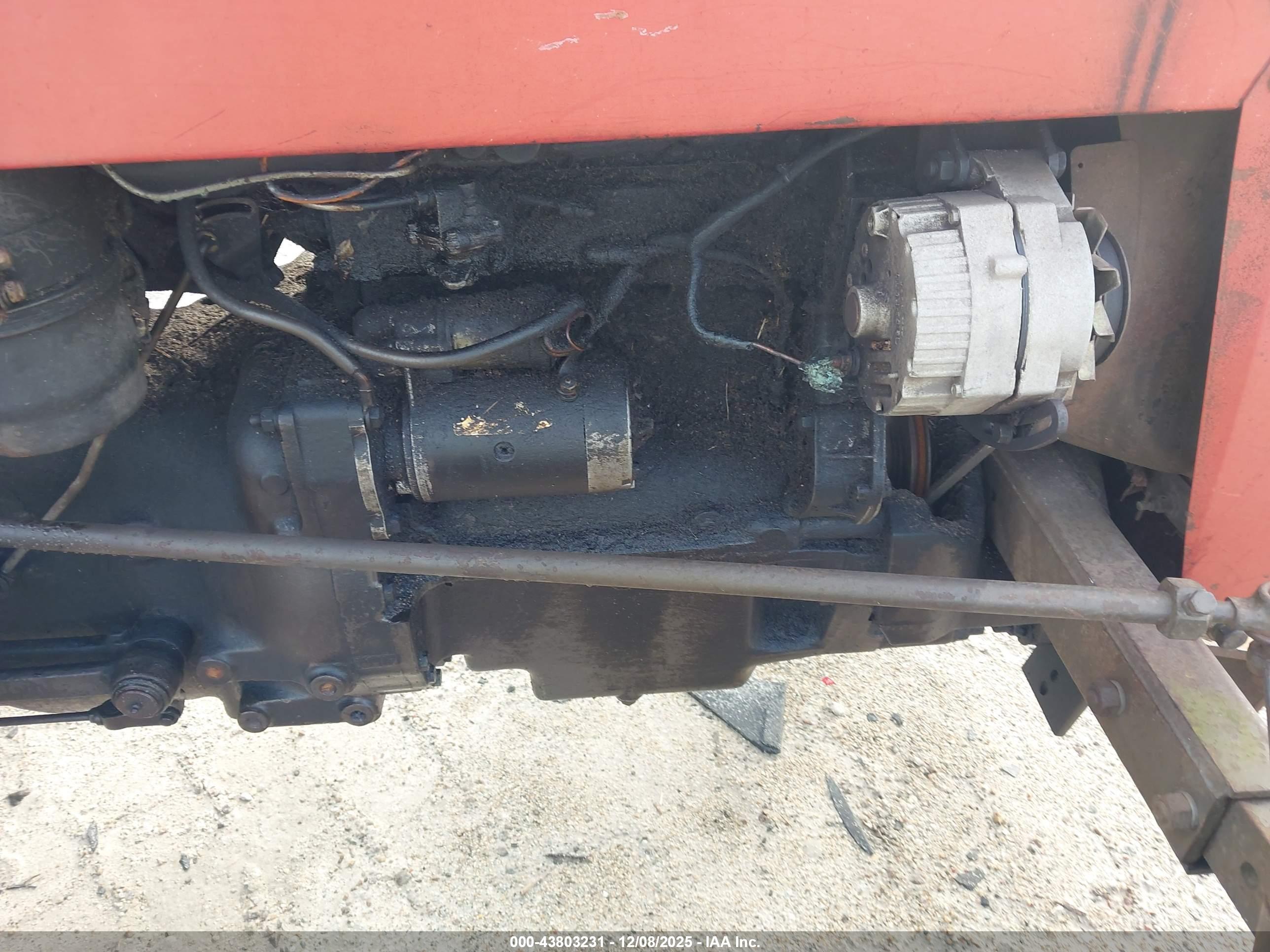 MASSEY FERGUSON image 10