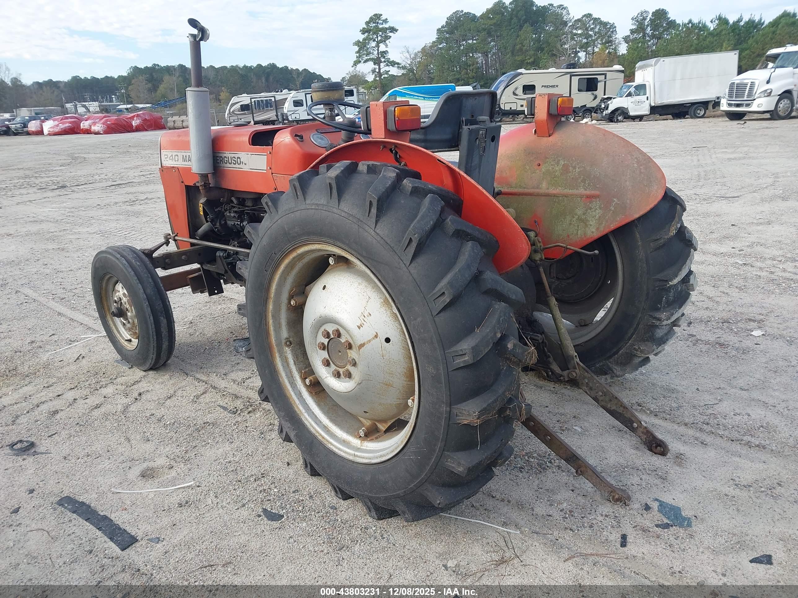 MASSEY FERGUSON image 3