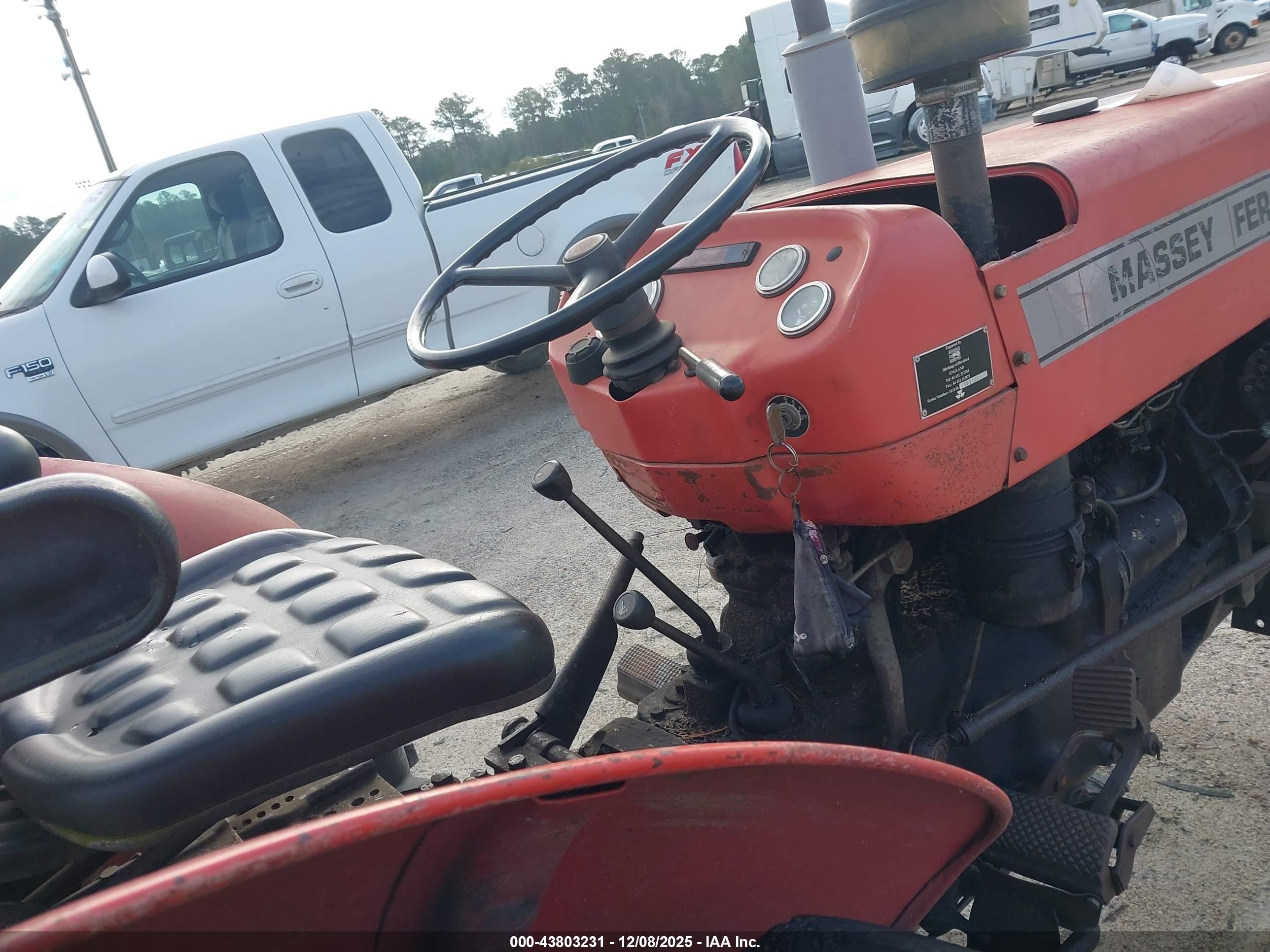 MASSEY FERGUSON image 5