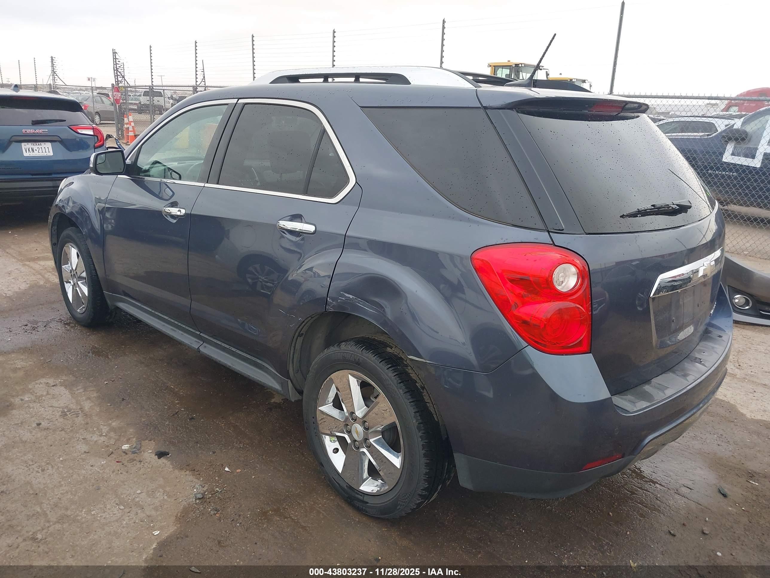 CHEVROLET EQUINOX image 3