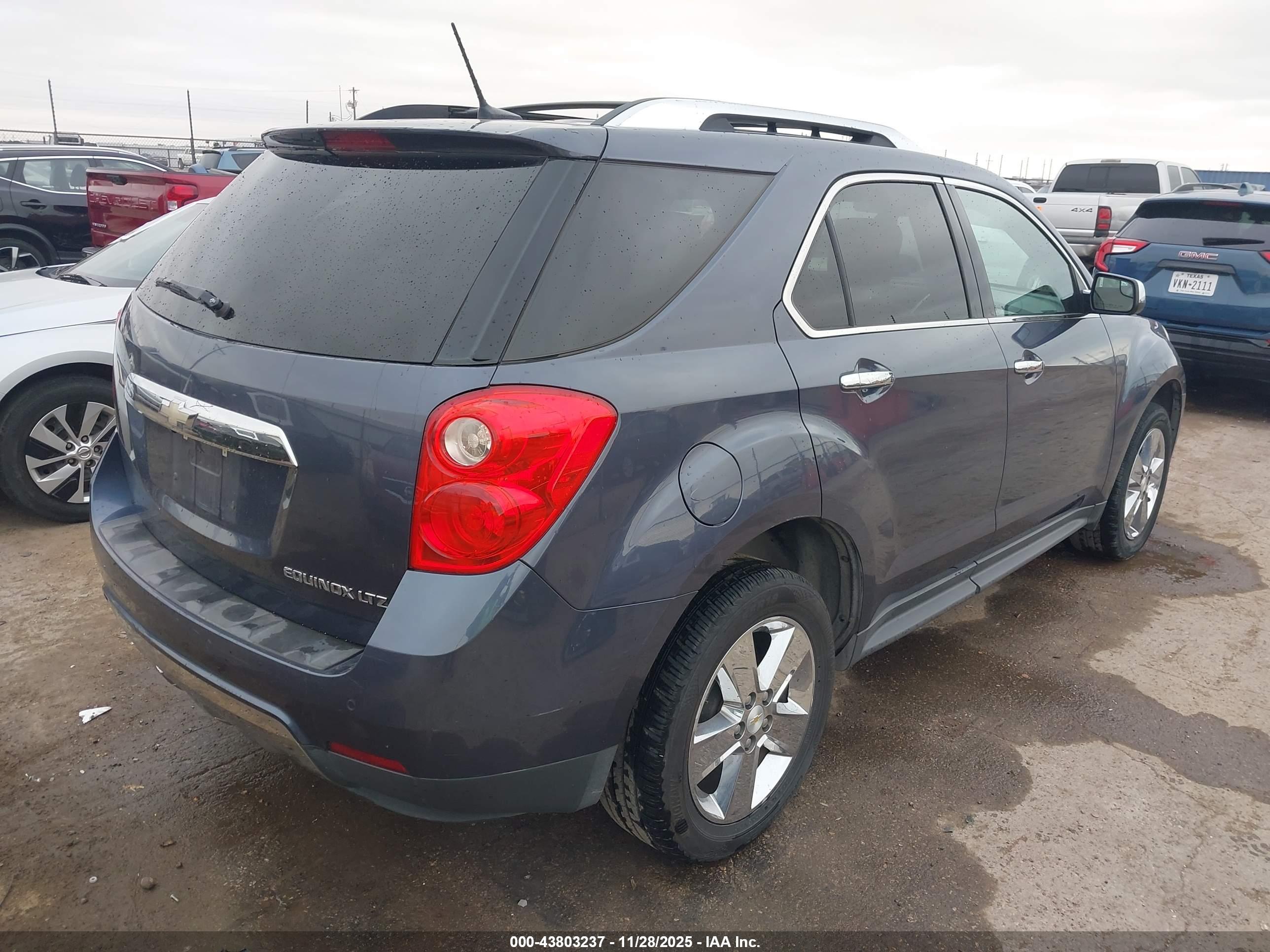 CHEVROLET EQUINOX image 4