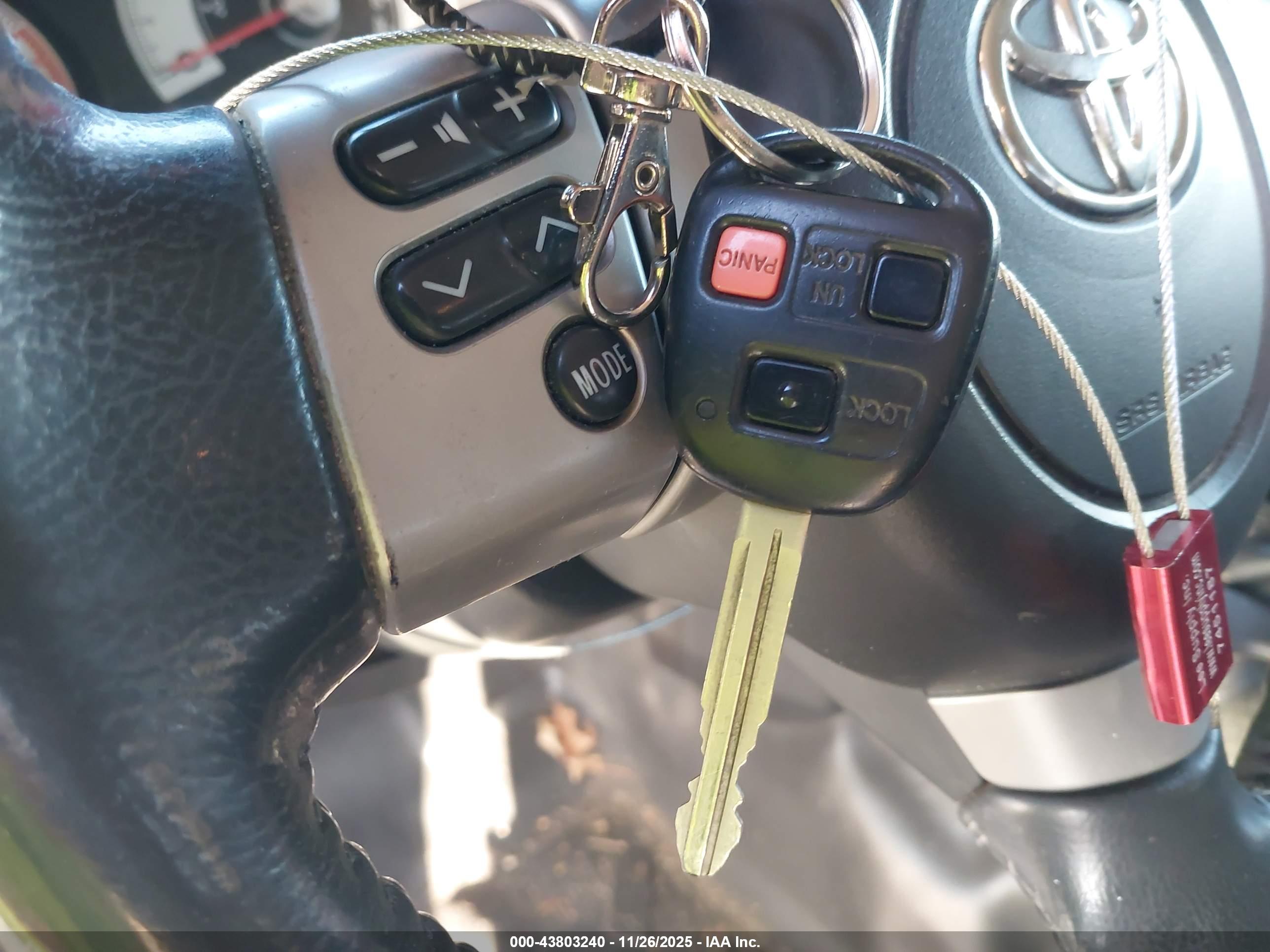 TOYOTA FJ image 11