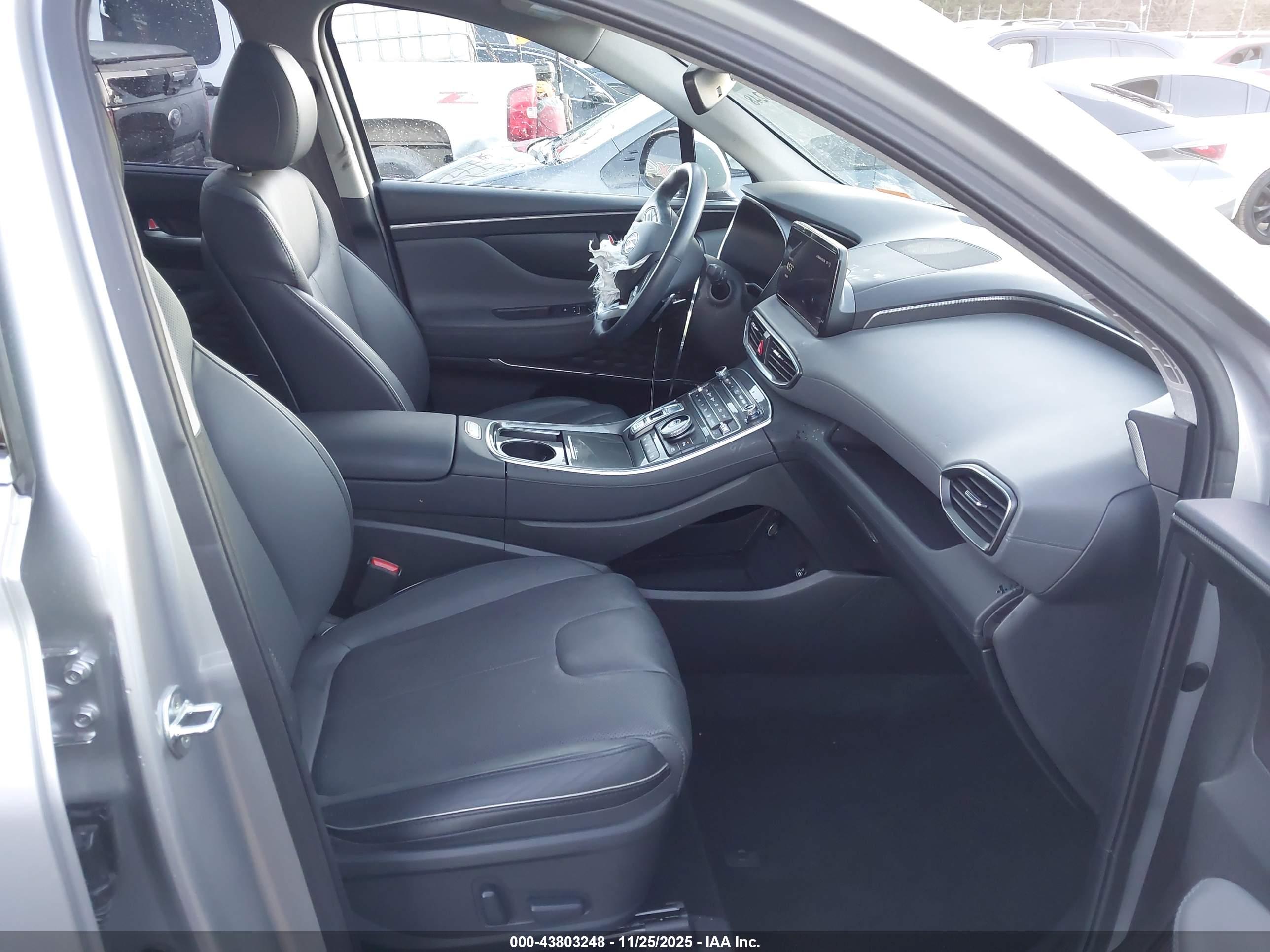 HYUNDAI SANTA image 5