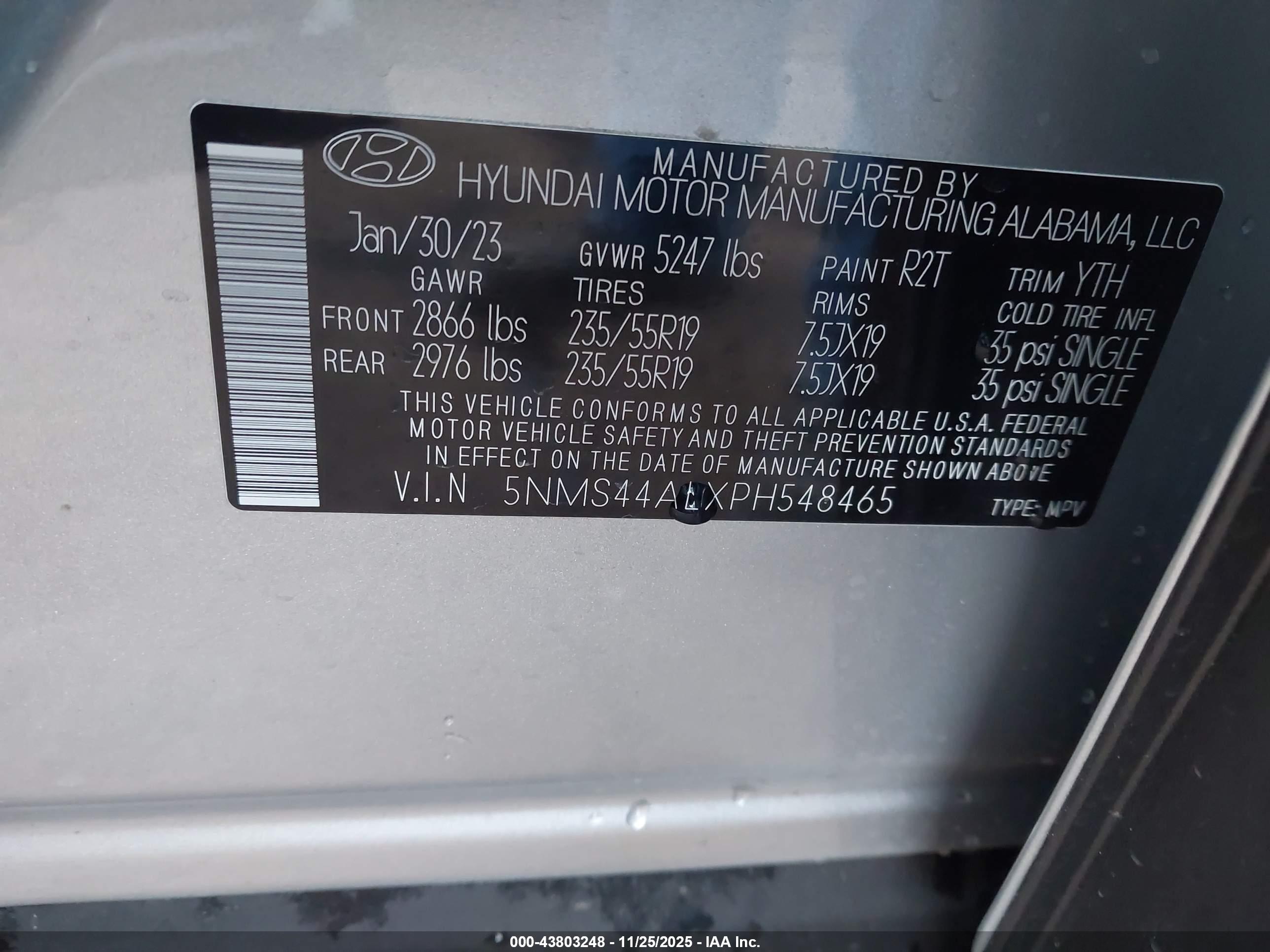 HYUNDAI SANTA image 9